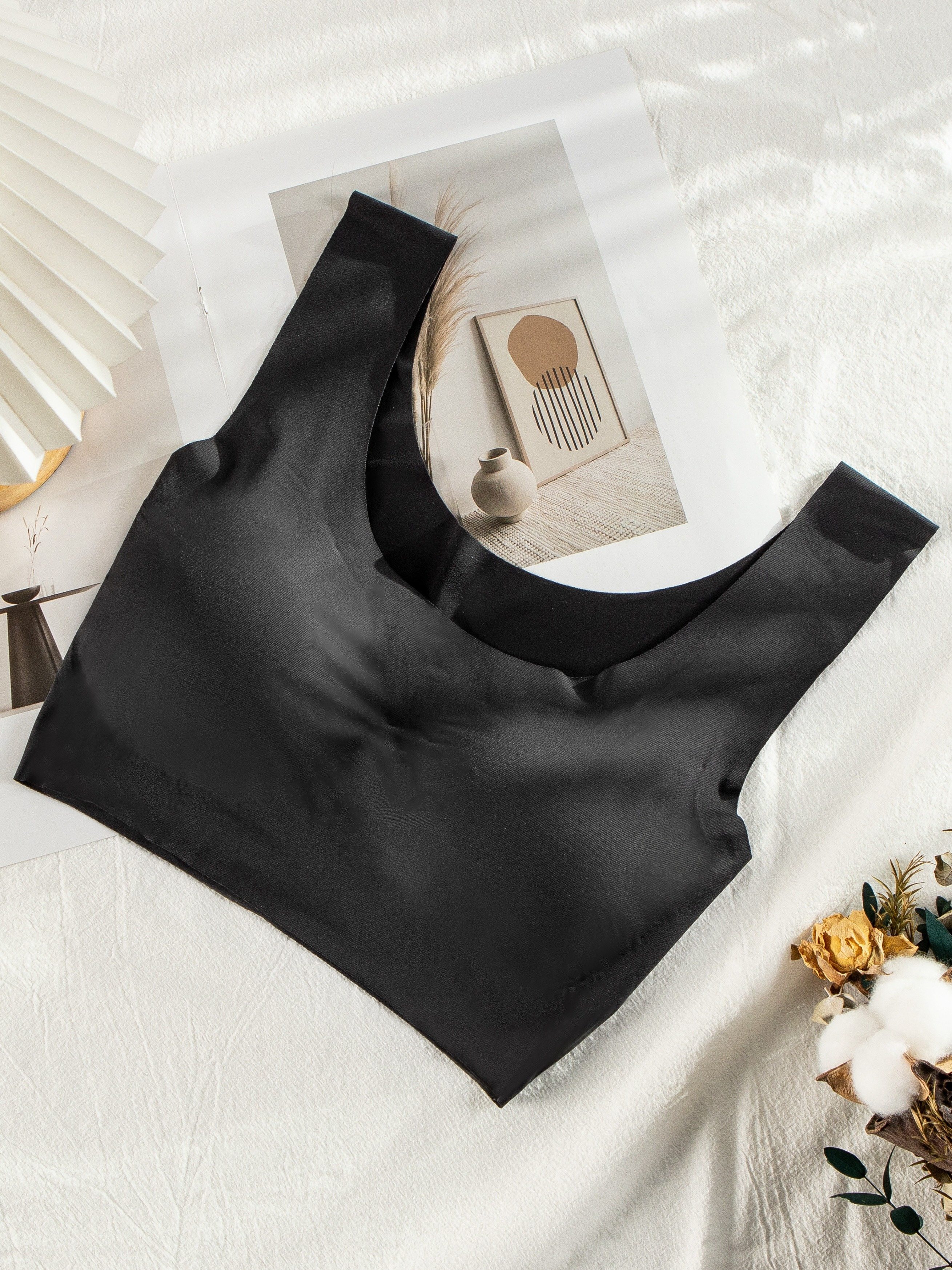 Two Packs of Sports Traceless Yoga Bras