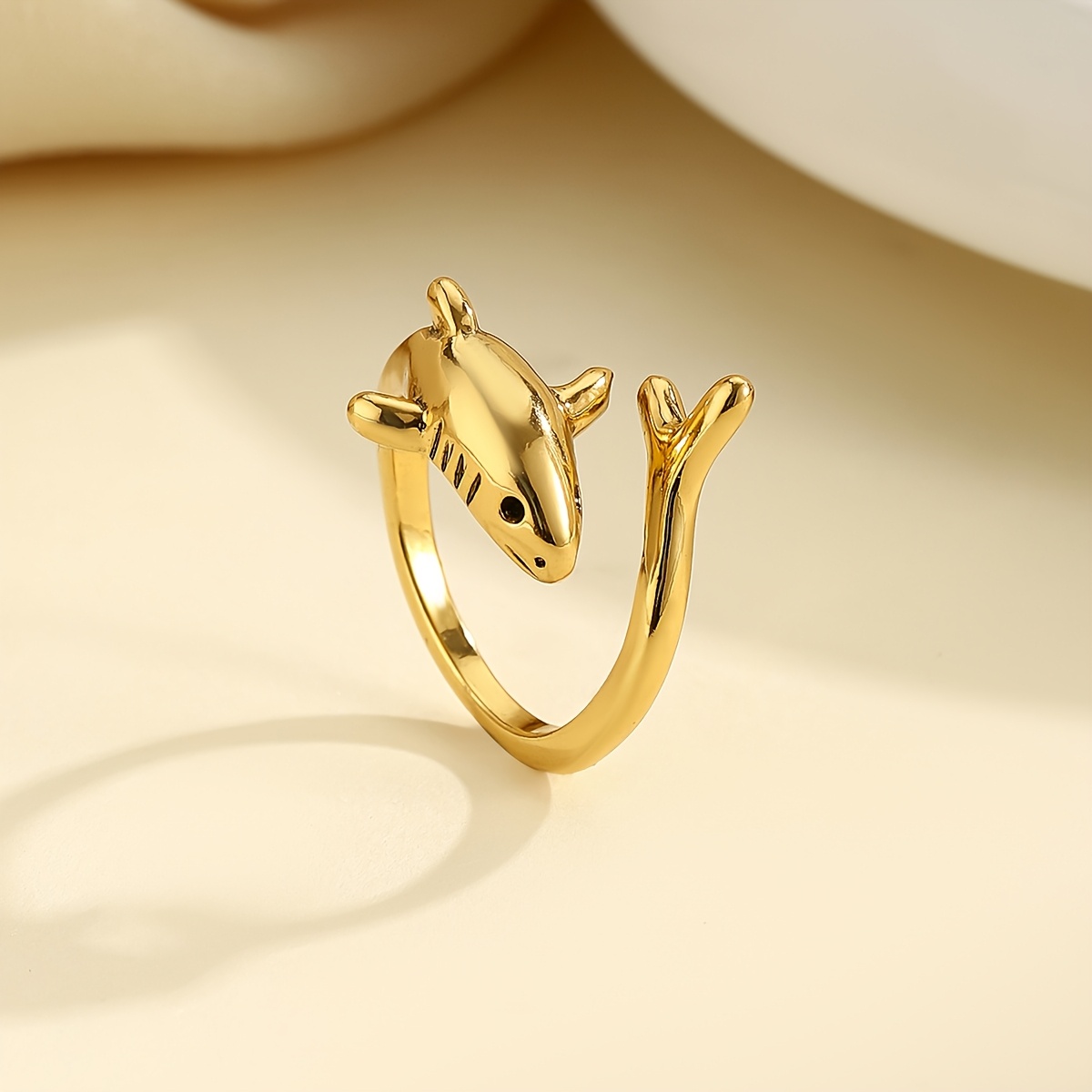 Women's Creative Vintage Open Shark Ring