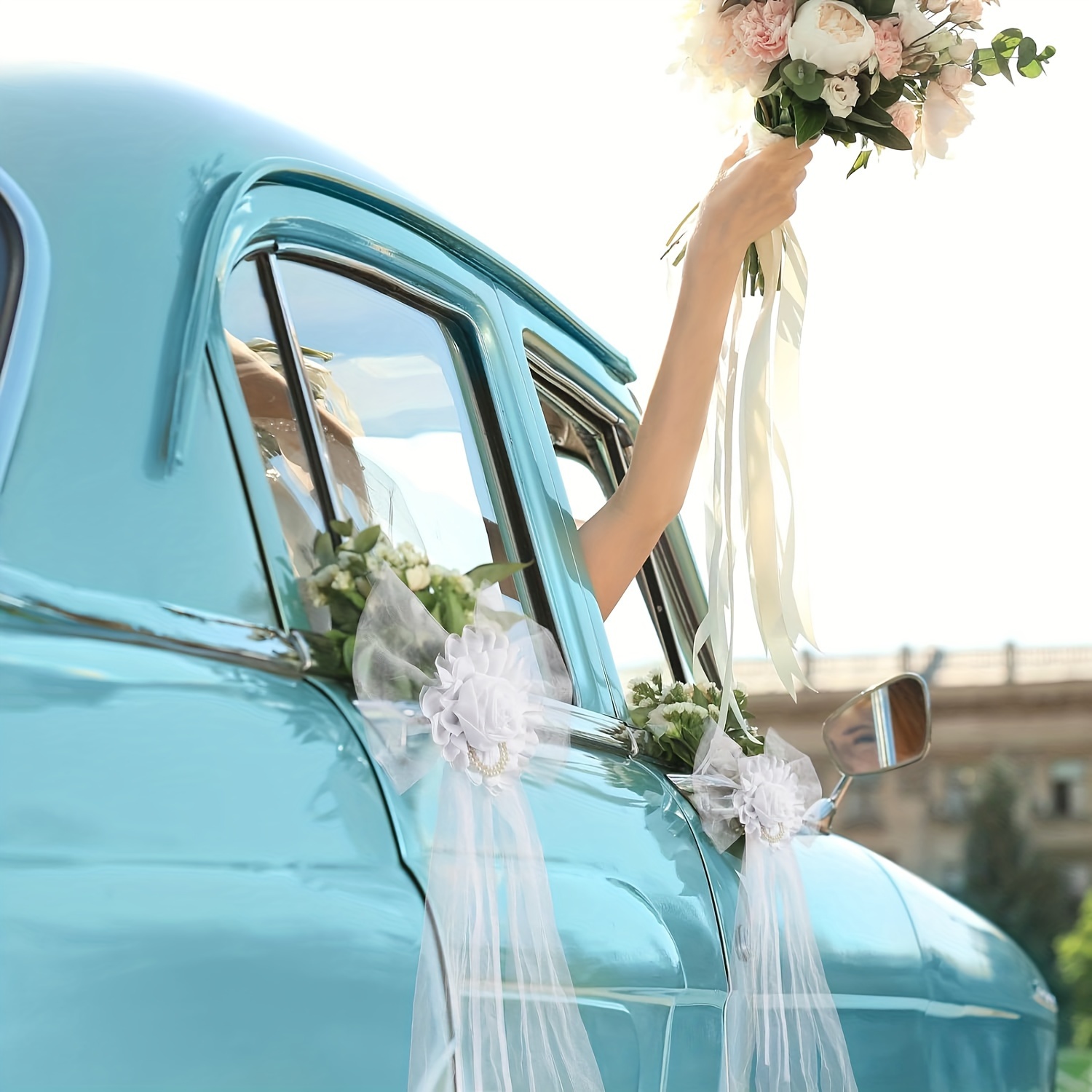 

Décorations de Voiture de Mariage Élégantes en Dentelle Blanche avec Nœud & Fleur 2 Pièces - Parfaites pour le Dossier de Chaise, Accessoires de Fête & Tenue de Mariée.