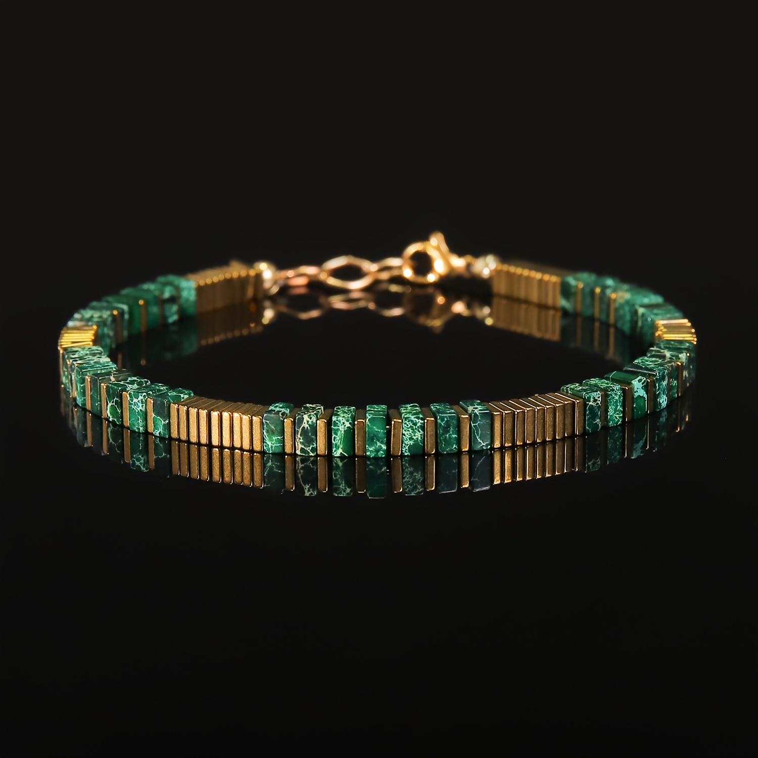 TEMU Bracelet de perles de de l' vert avec entretoises dorées, bijou en naturelle pour femme et homme, accessoire réglable