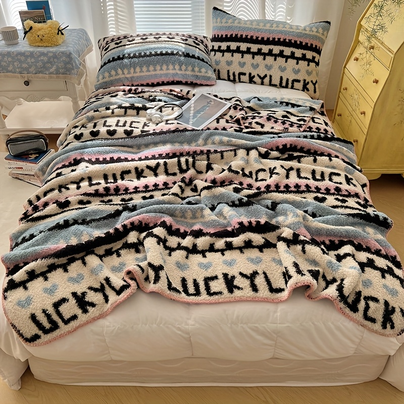 1pc Bohemian Plush Throw Blanket - Ultra-Soft All-Season Luxury Bedspread with Brown, Beige, Blue-Green Geometric Patterns - Machine Washable Couch, Dorm, Office, Travel Blanket - Lightweight & Warm Home Decor, Blanket for Bed, Dorm Room Bedding, Fantasy Themed Decor, Skinfriendly Fabric, Office Comfort, Boho Chic Decor, Durable Material, Office Workers