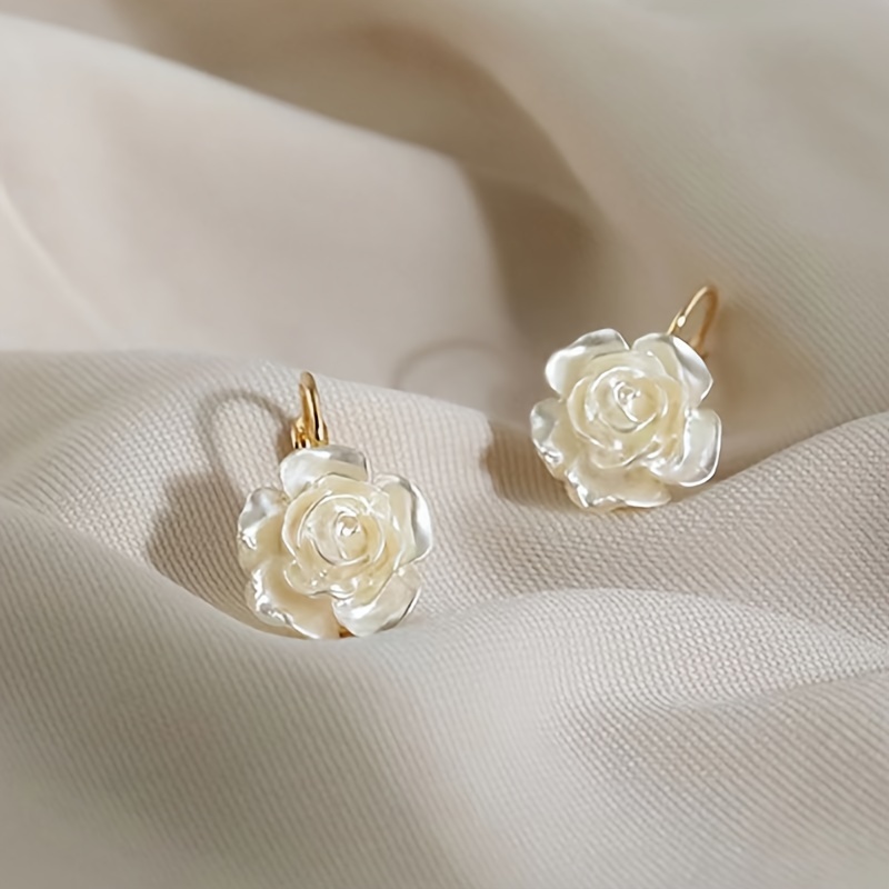 Exquisite White Fabric Dangle Earrings Retro Bohemian Style Silvery Plated Jewelry Holiday Ear Ornaments