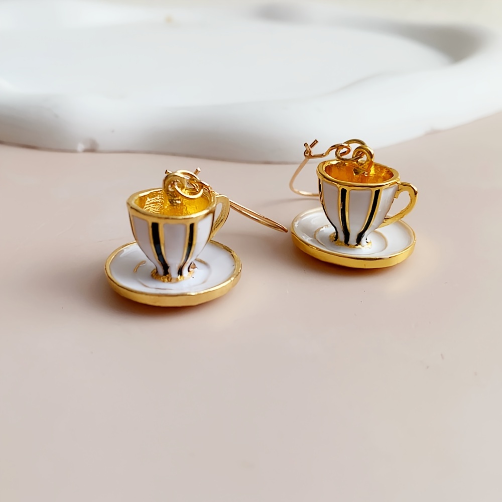 Image of 1 Pair Of Fashionable Ethnic Style Easy Alloy Teacup Pendant Women's Earrings Additions