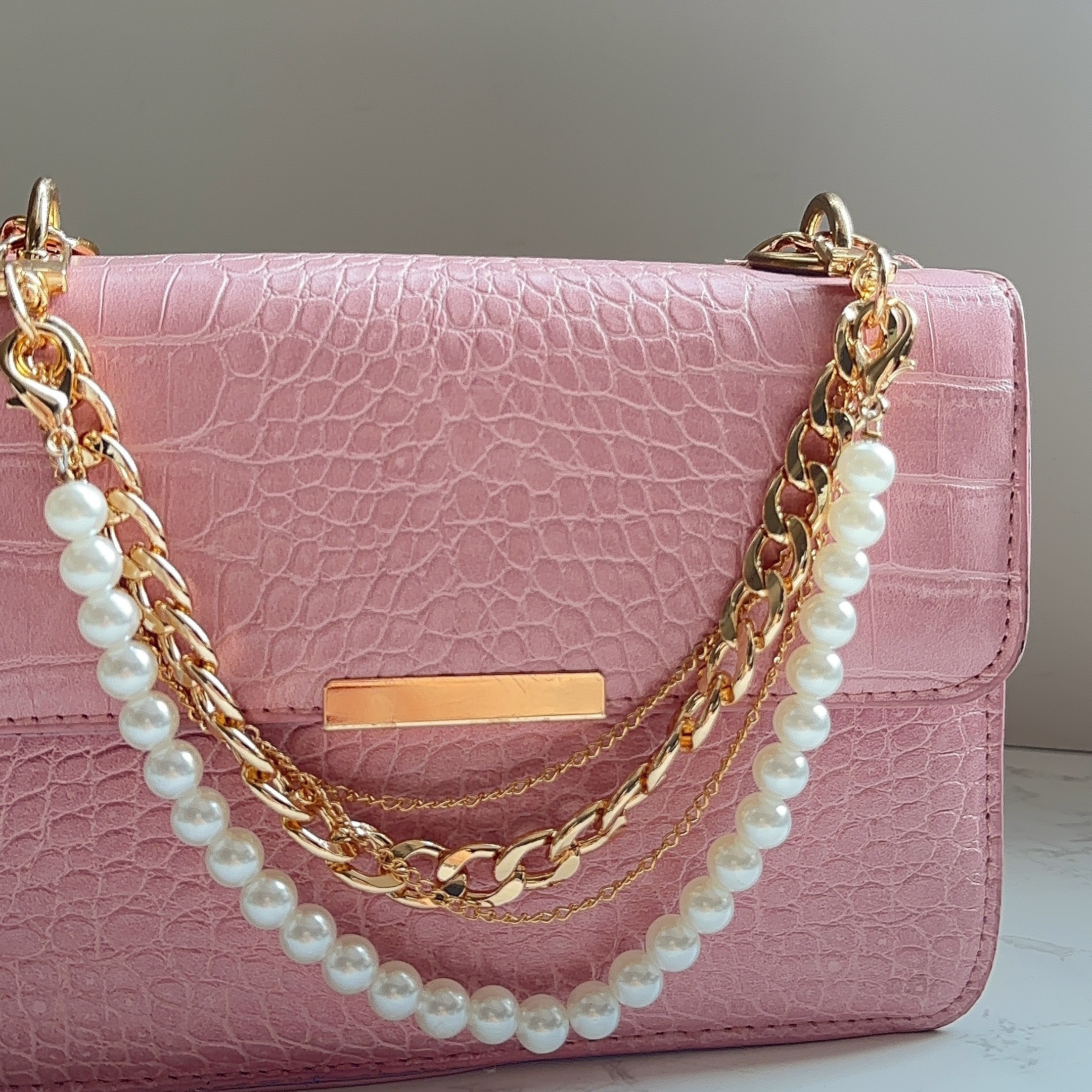 Set 2 Fashionable Short Chain Decorative Link
