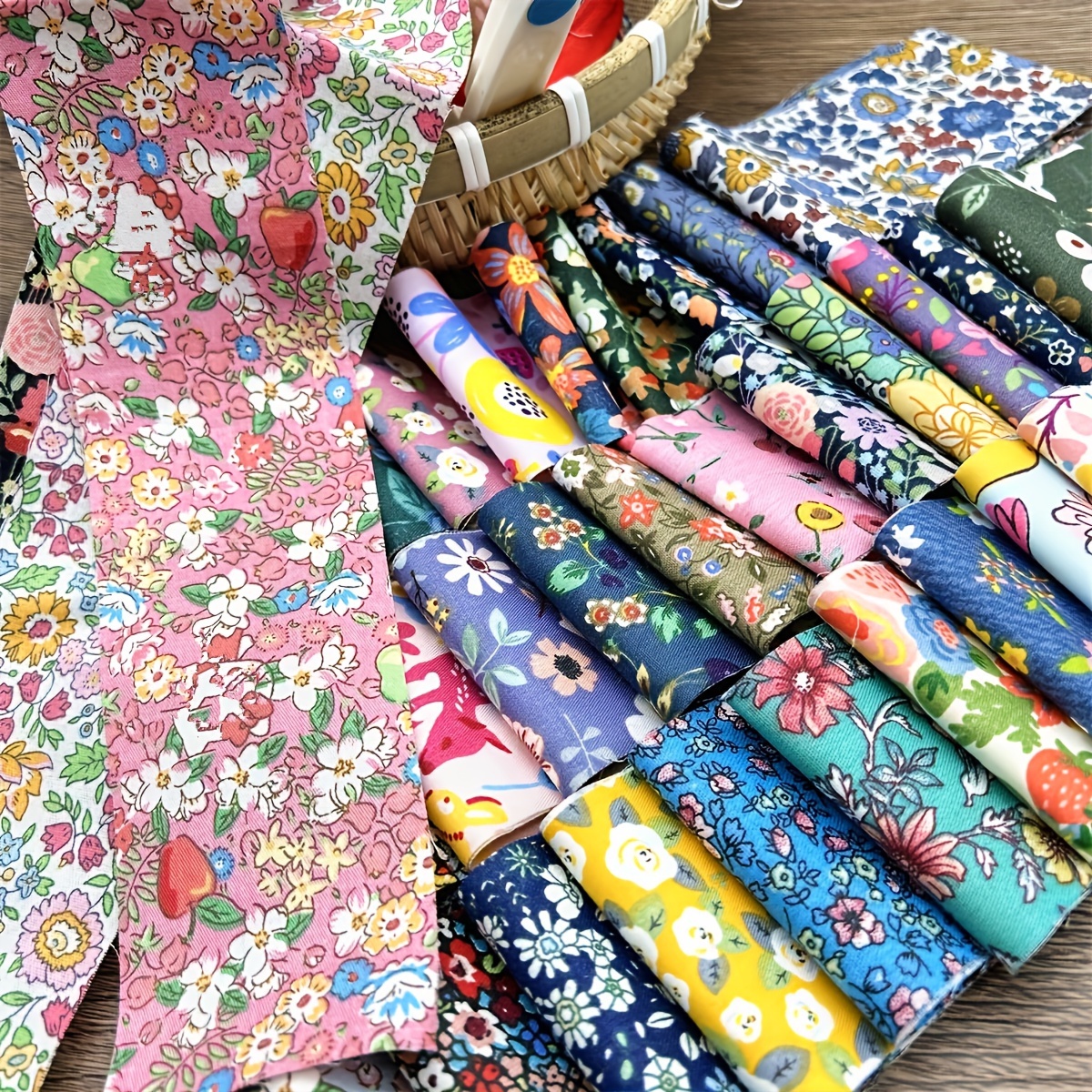 

36pcs Floral Print Fabric Bundle For Quilting And Patchwork, Pre-cut Polyester Craft Material, 2.5" X 19.7" Jelly Roll Strips - Hand Washable, Ideal For Diy Doll Clothes & Clothing Crafting