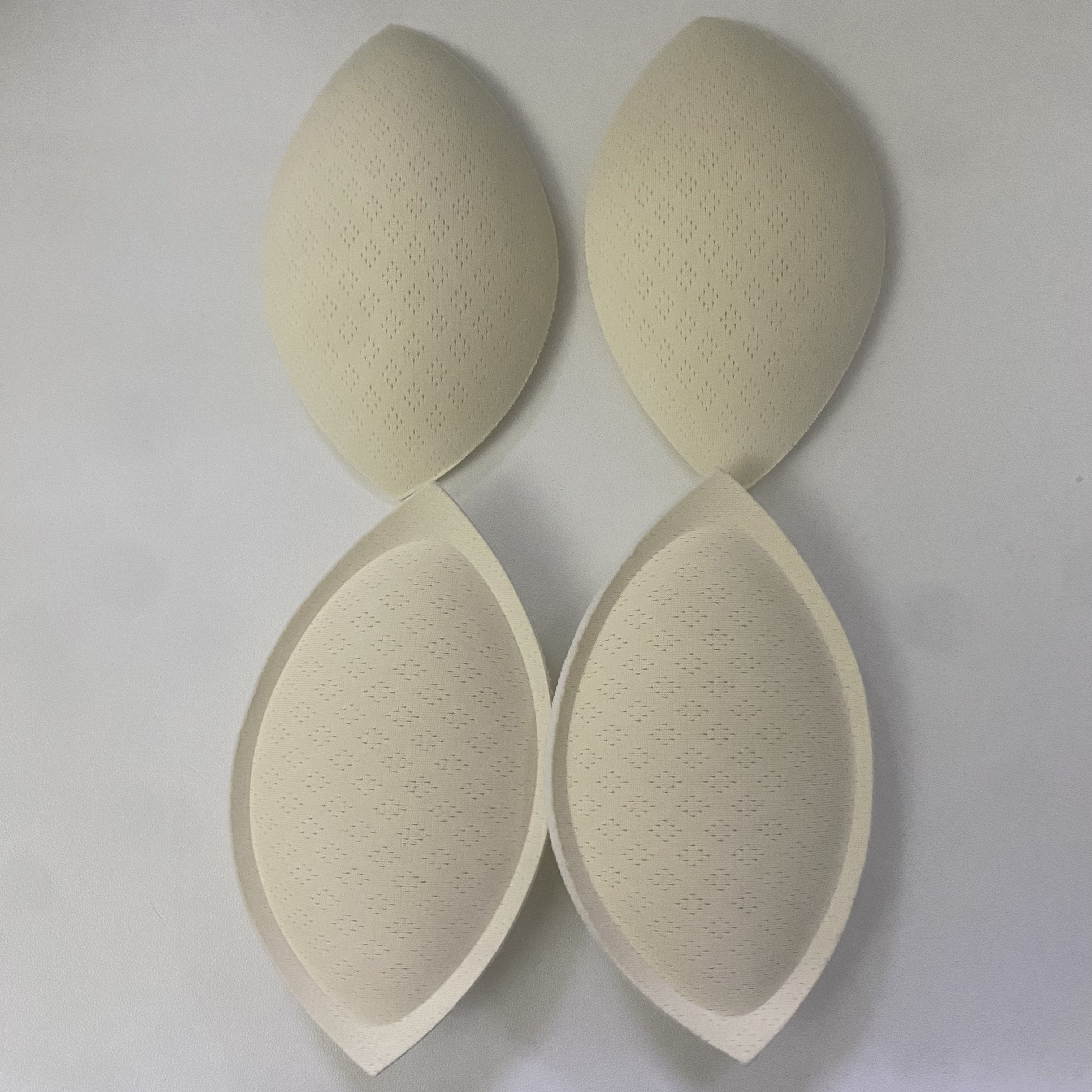 TEMU 1 ud./2 uds. Almohadillas de látex para pecho para exhibición, almohadillas grandes para ropa interior para , copas de , insertos pequeños,