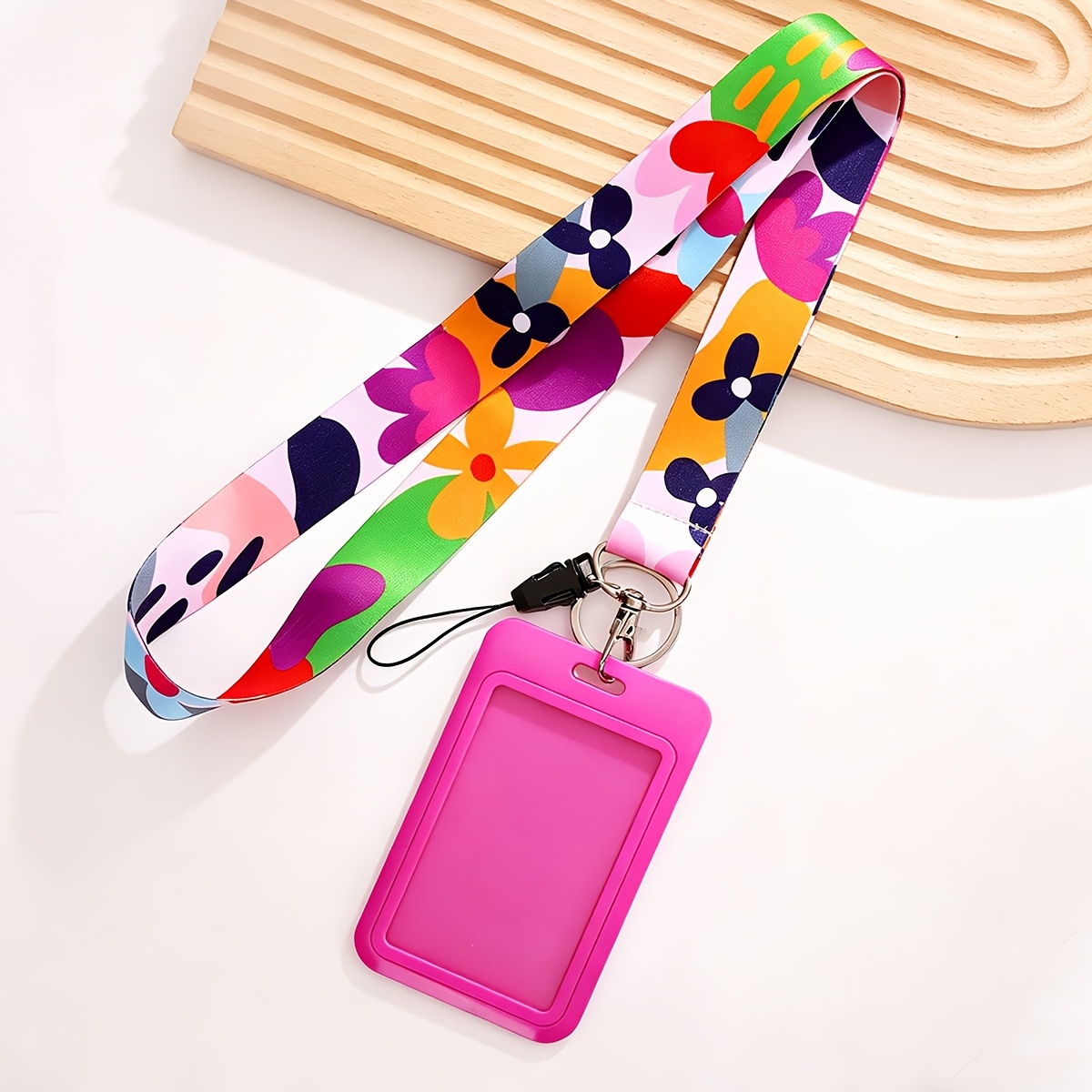 TEMU Yiflin 1 pièce Cordon de cou pour enseignant pour badges d'identification et clés, avec porte-badge, joli cordon de téléphone portable bohème à