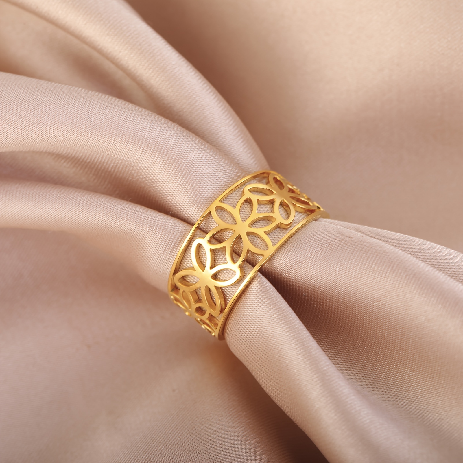 Women's Minimalist Avant-Garde Geometric Line Design Ring
