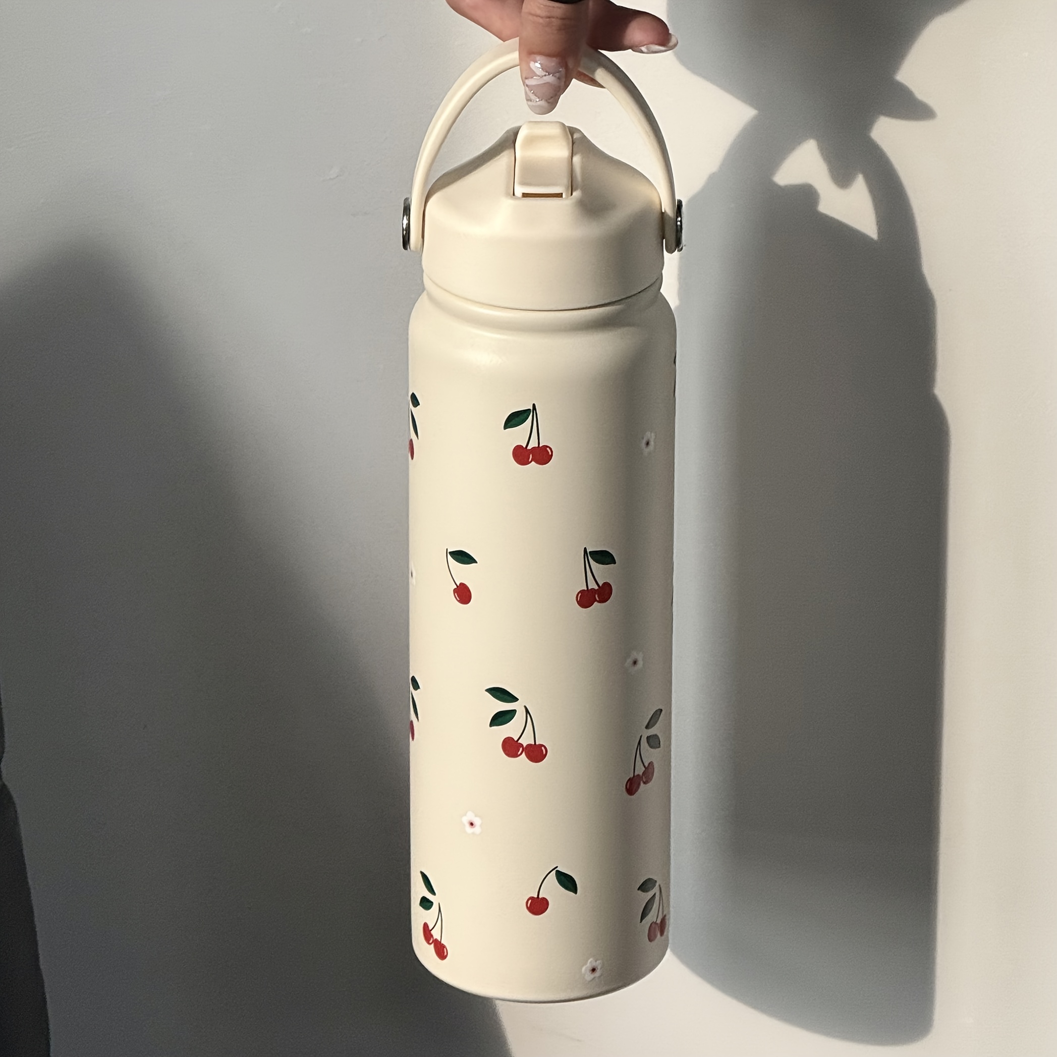 800ml Cherry & Daisy Print Insulated Water Bottle - 304 Stainless Steel Travel Mug With Portable Handle And - Perfect Gift For , Family, Girlfriend, And Sisters - Ideal For Drinks, Back To , Wedding