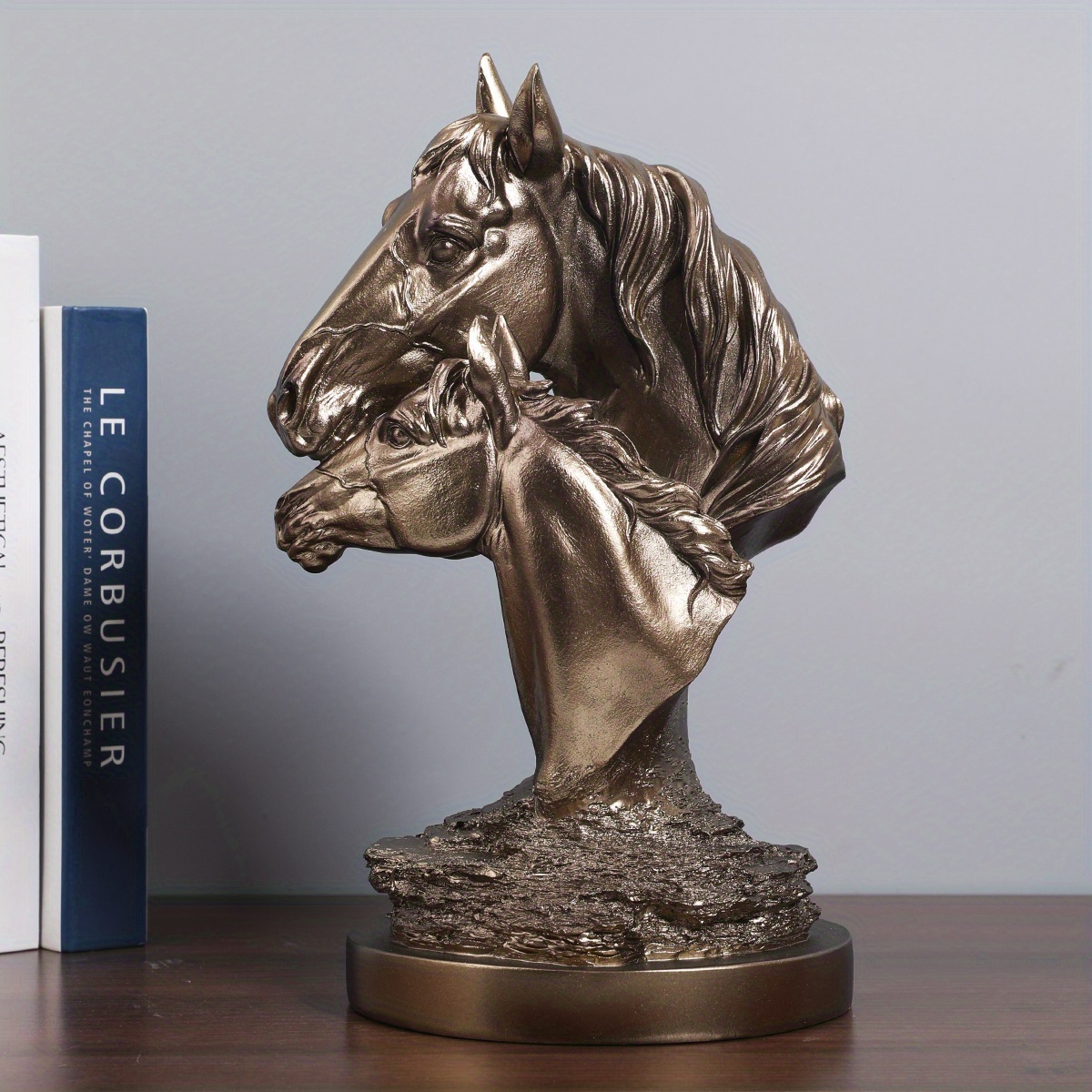 1pc Vintage Bronze Double-Headed Horse Statue Resin Crafts Decoration Home Desktop Porch Ornaments Minimalist Style Head Statue