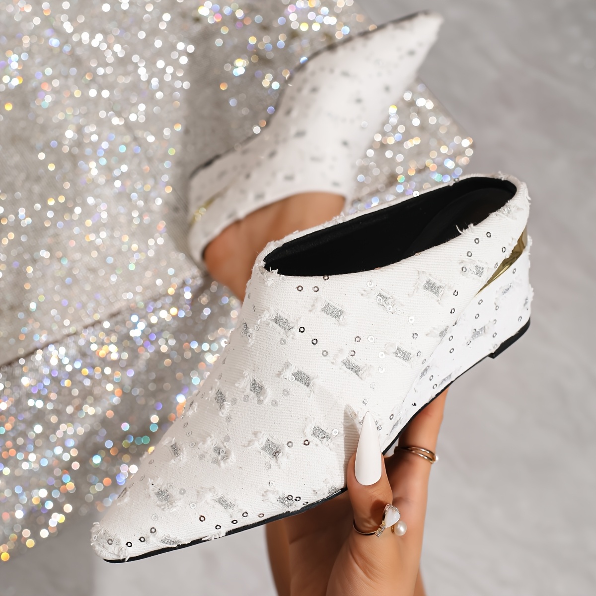 TEMU 1 Pair Of White Heels, Pointed High Heels, Wedge Beggar Shoes, Fashionable Sequin , New Hole Shoes, Beggar Shoes, High Heel Slippers, Sandals,