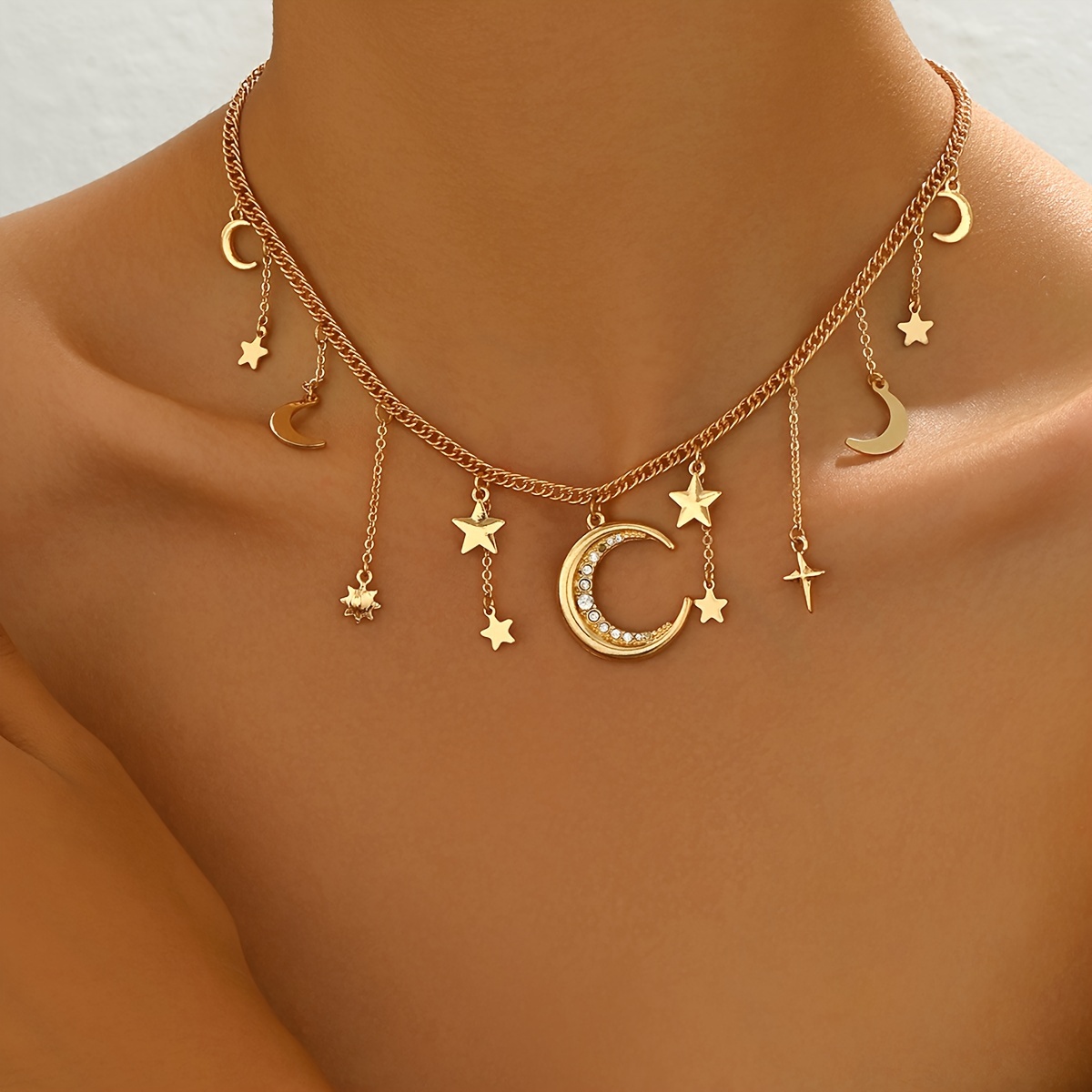 E-shop 1 Stück Neue Damen Halskette, Vintage Nahost Strass Stern Mond Kurze Quaste Schlüsselbeinkette, Vielseitiges Tagesaccessoire