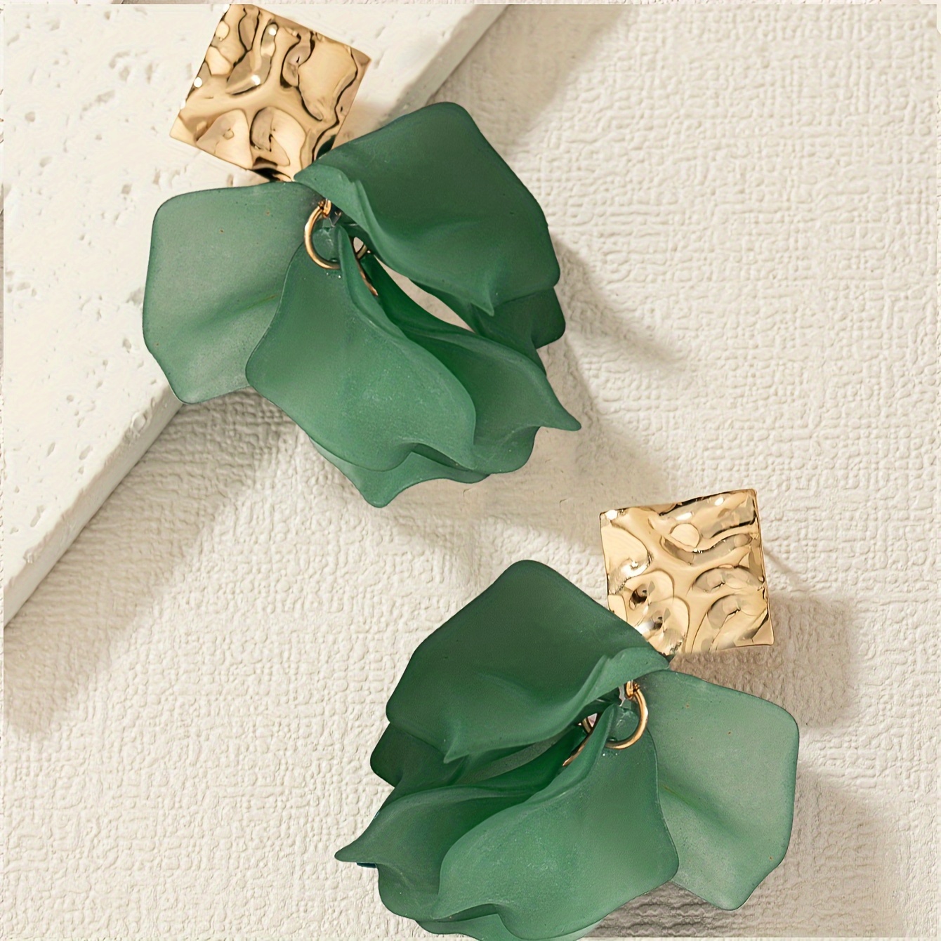 Acrylic Flower Drop Earrings for Daily Outfits & Parties