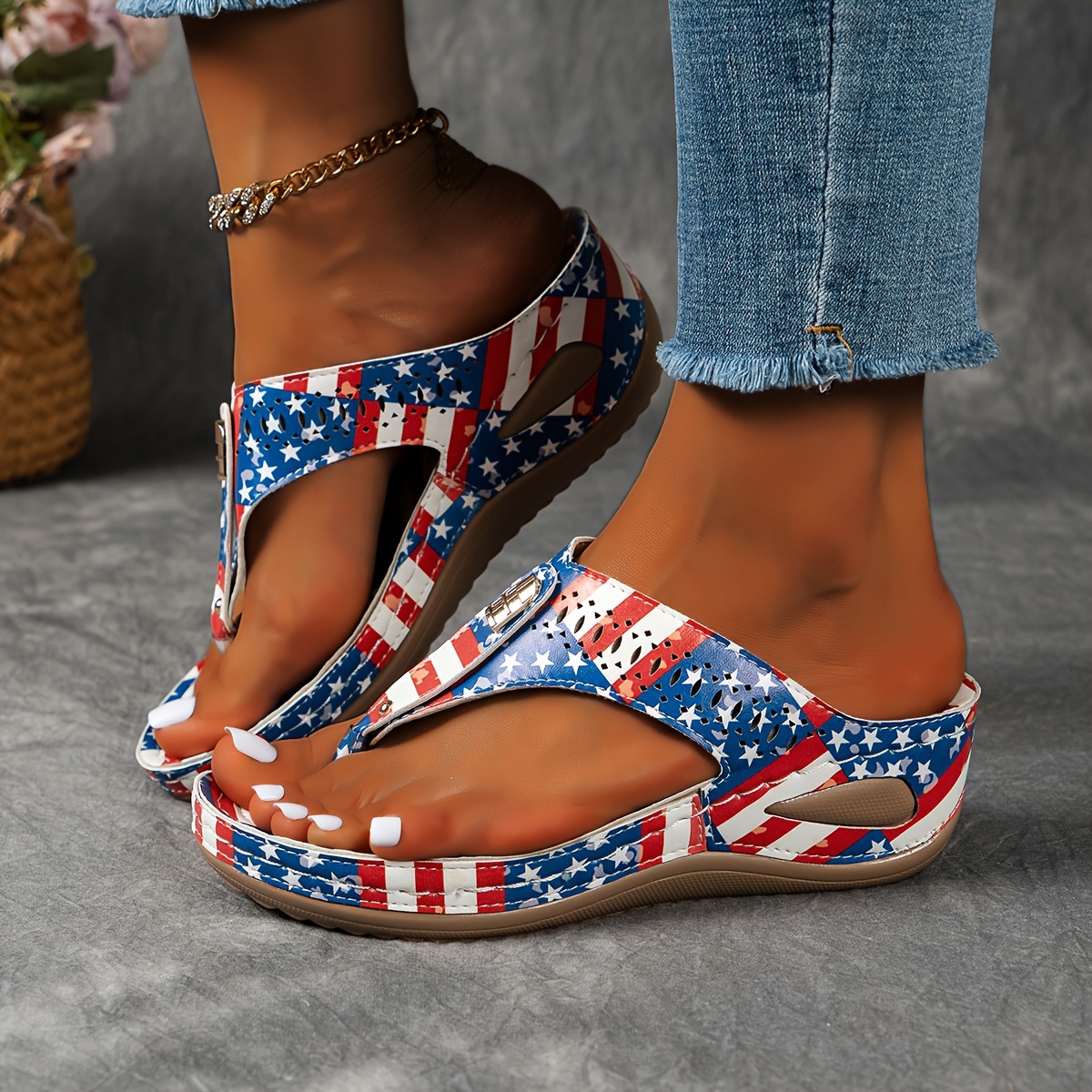 

Women's American Flag Print Flip-flops, Summer Beach Thong Sandals With Comfortable Sole, Casual Outdoor Footwear, Stars And Stripes Design, Us Flag Shoes