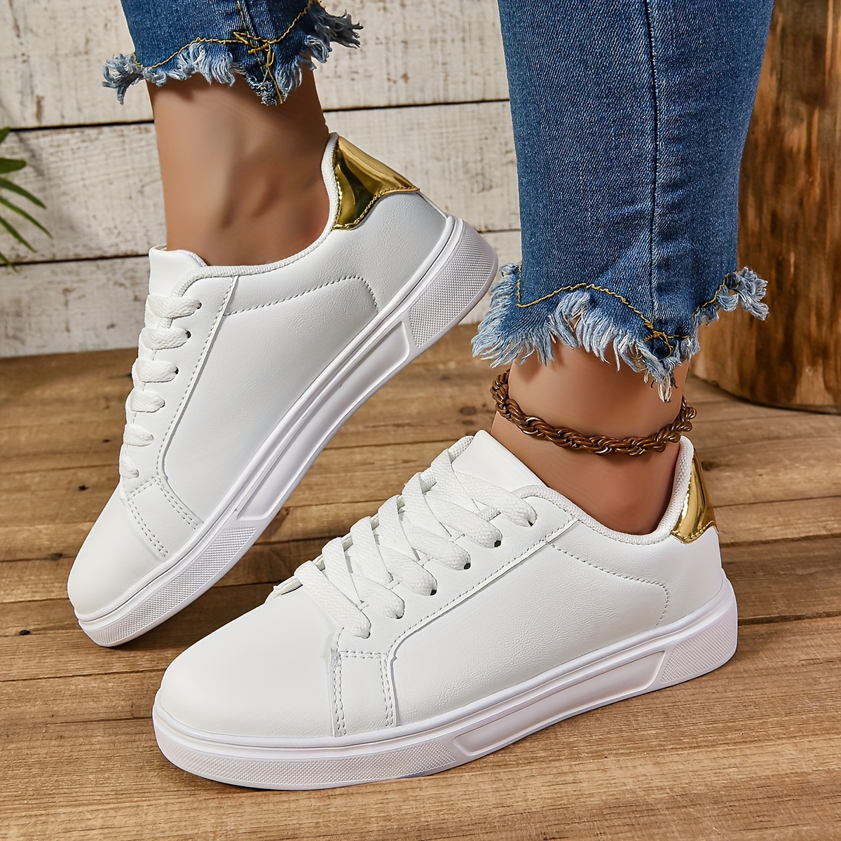 White sneakers fashion women 2019