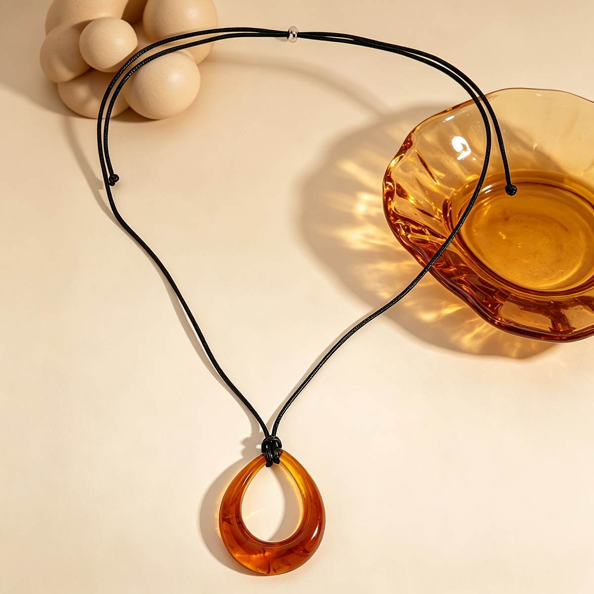 Women's Vintage Faux Amber Teardrop Ring Pendant Necklace