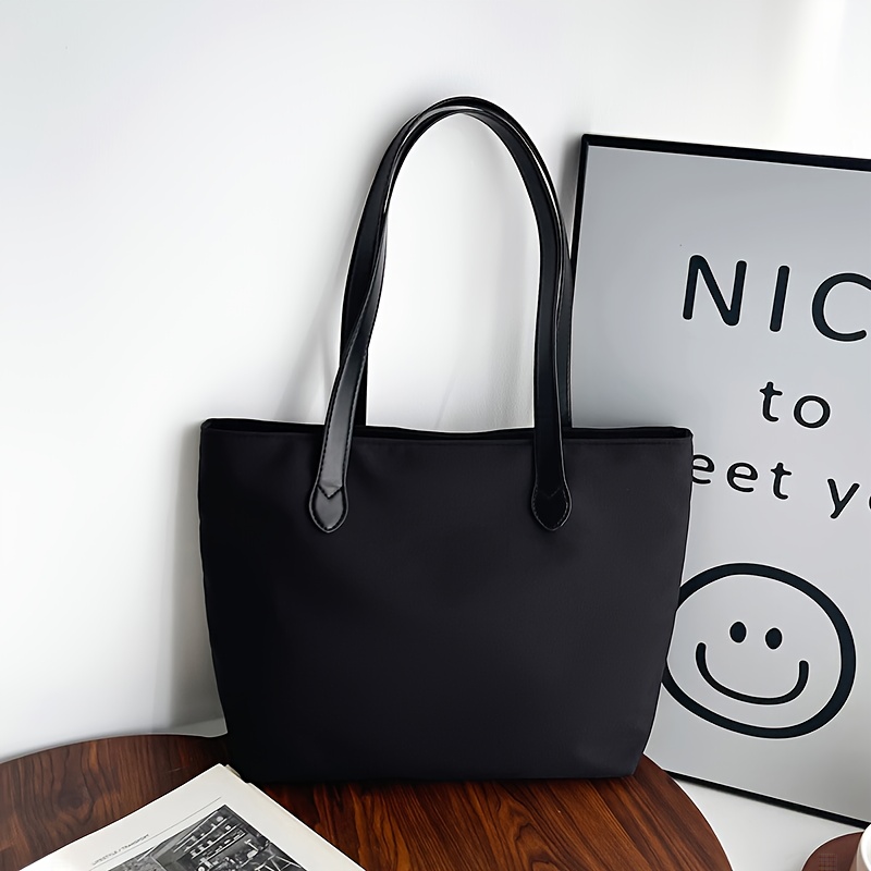 E-shop Einfache lässige Nylon Tragetasche für Damen, leichte modische Achsel-Schultertasche für Damen, Handtasche mit Reißverschluss, Kartenfach und