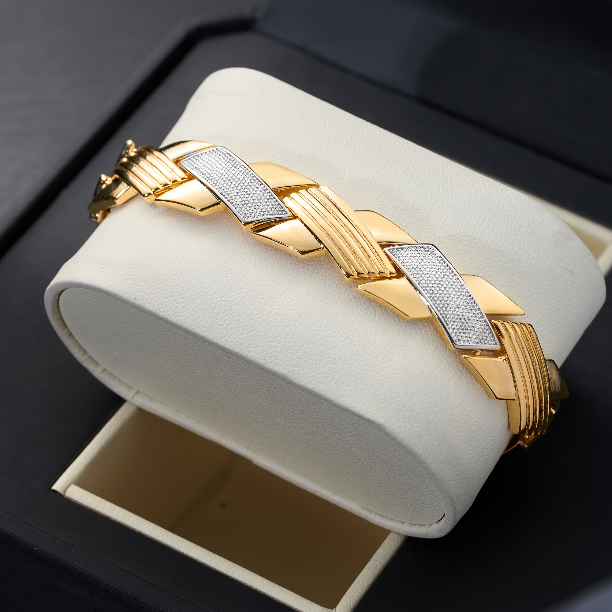 E-shop 1 Stück Herrenarmband, bestes passendes Schmuckgeschenk für Männer und Frauen, elegantes zweifarbiges Armband, Kontrastdesign, geeignet für