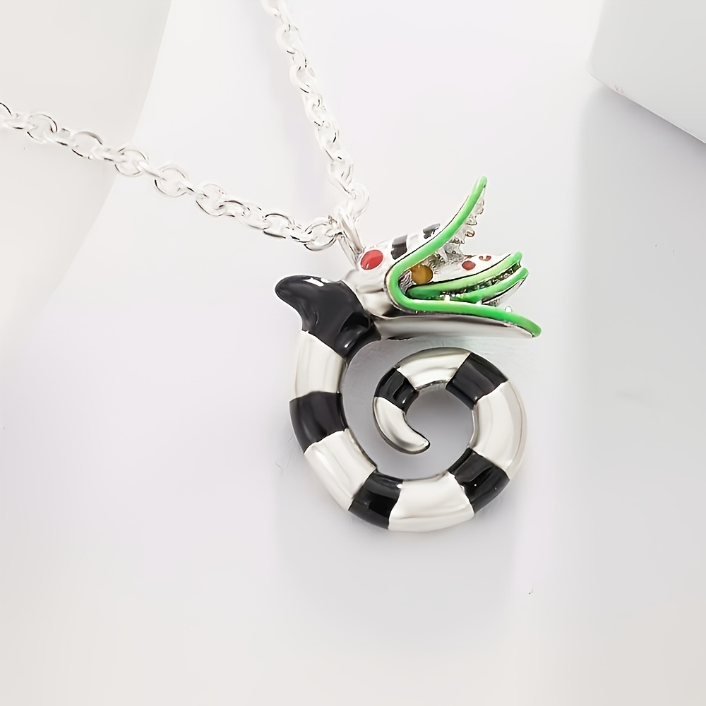 925 Silver Plated Snake Hoop Design Pendant Necklace