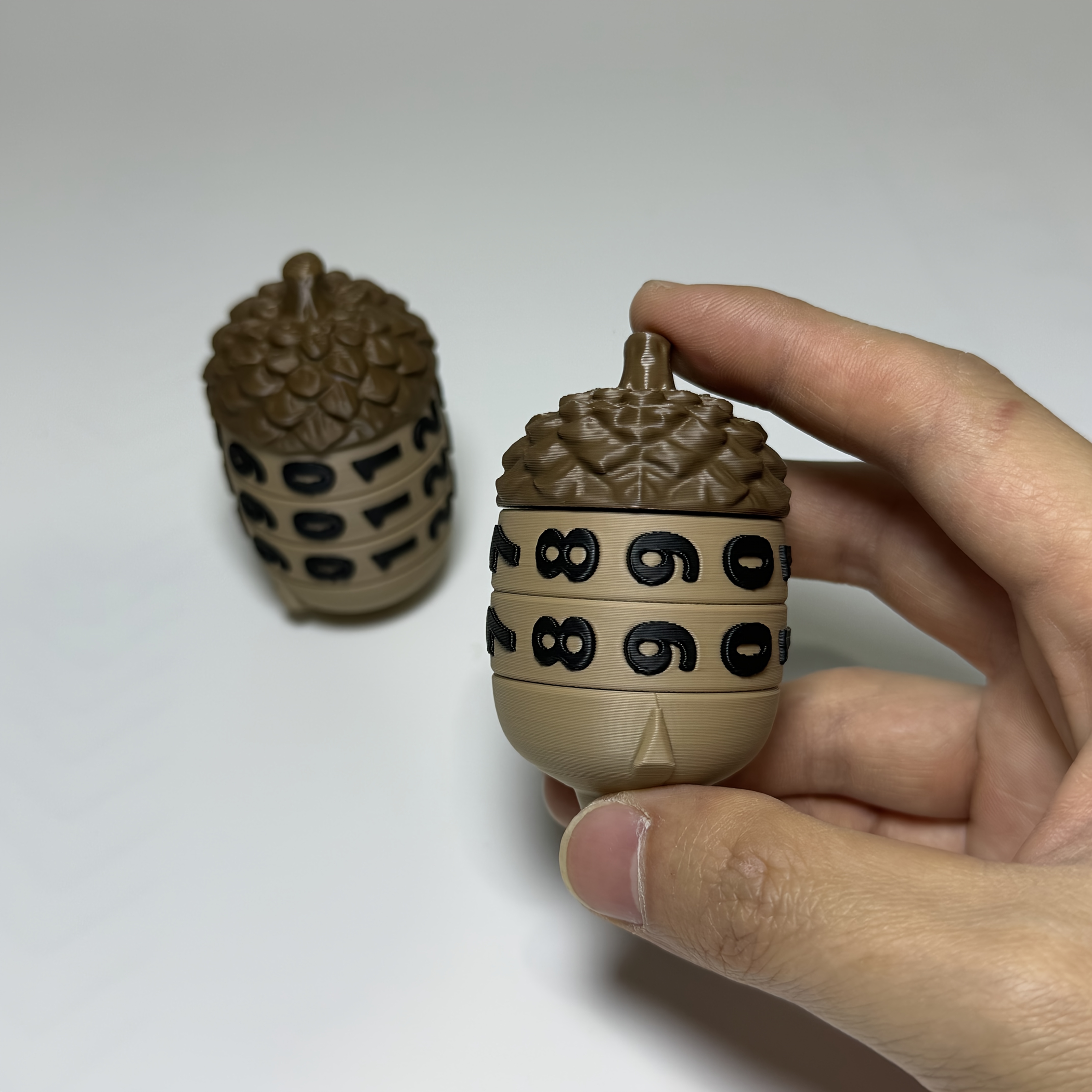 Acorn-Shaped Digital Dial Counter for RPGs, Game Accessory