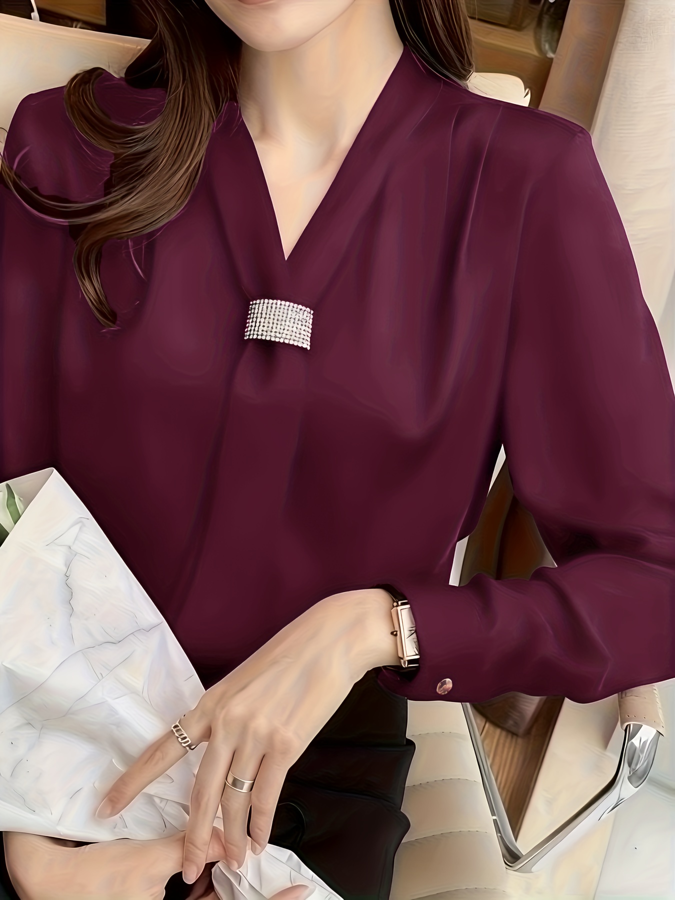 Elegante Blusa de Satén Inspirada en el Medio Oriente para Mujer - Camisa de Manga Larga con Cuello en V y Detalle de Lazo en Color Burdeos Sólido, Lavable a Máquina y Ajuste Sastre para Uso en Todas las Estaciones, Atuendo Formal, Acabado Elegante