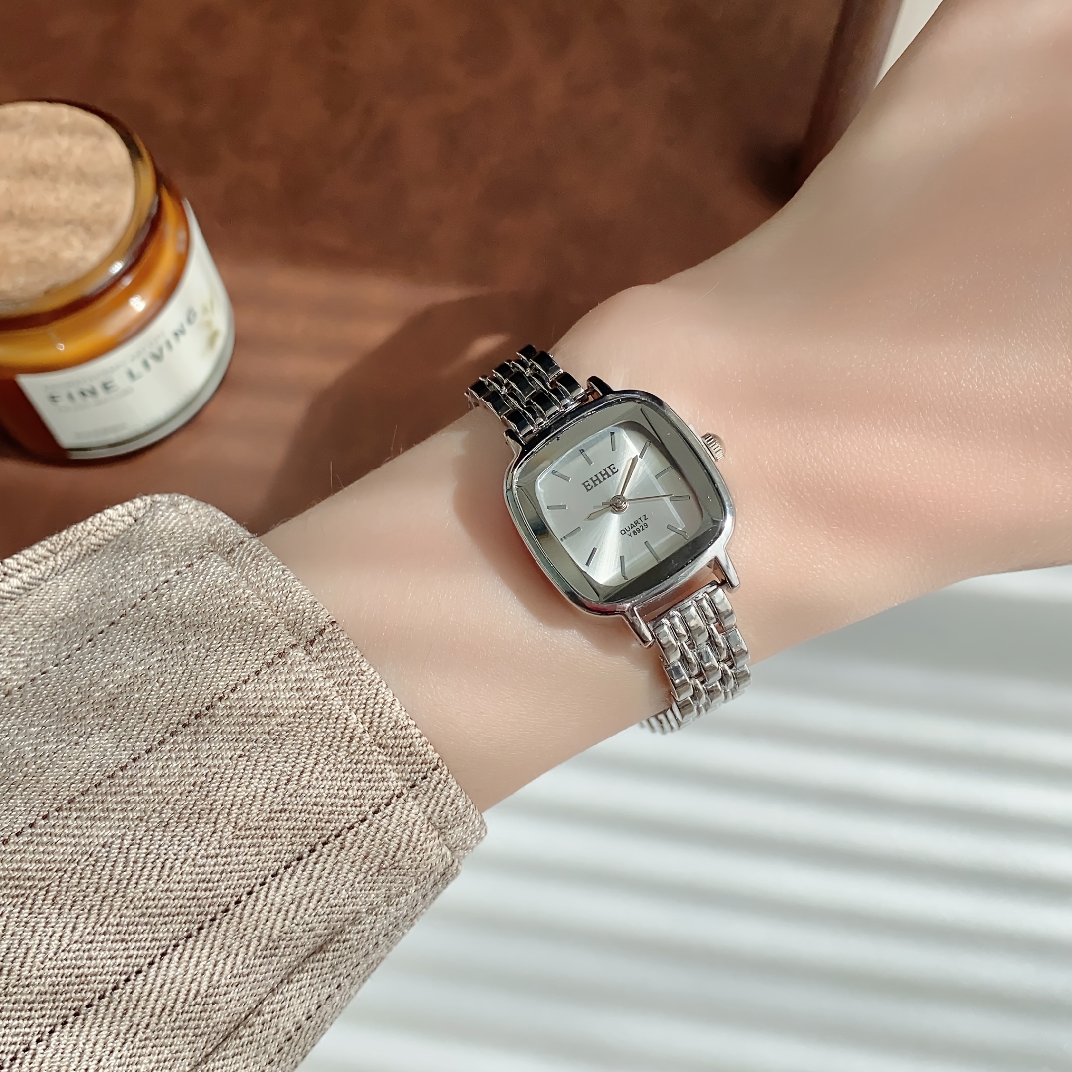 women s elegant minimalist watch - golden-tone alloy strap quartz wristwatch, everyday & formal jewelry, perfect birthday/anniversary/halloween gift for women, anniversary present, classic  ,    , stylish accessory, professional women Product details 1