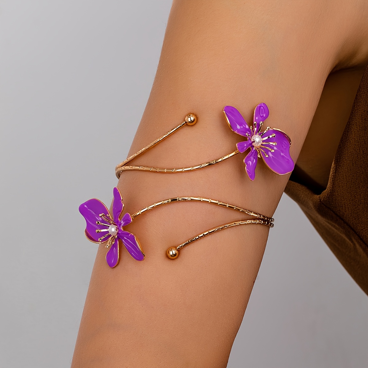 Sweet Floral Drip Bracelet for Women