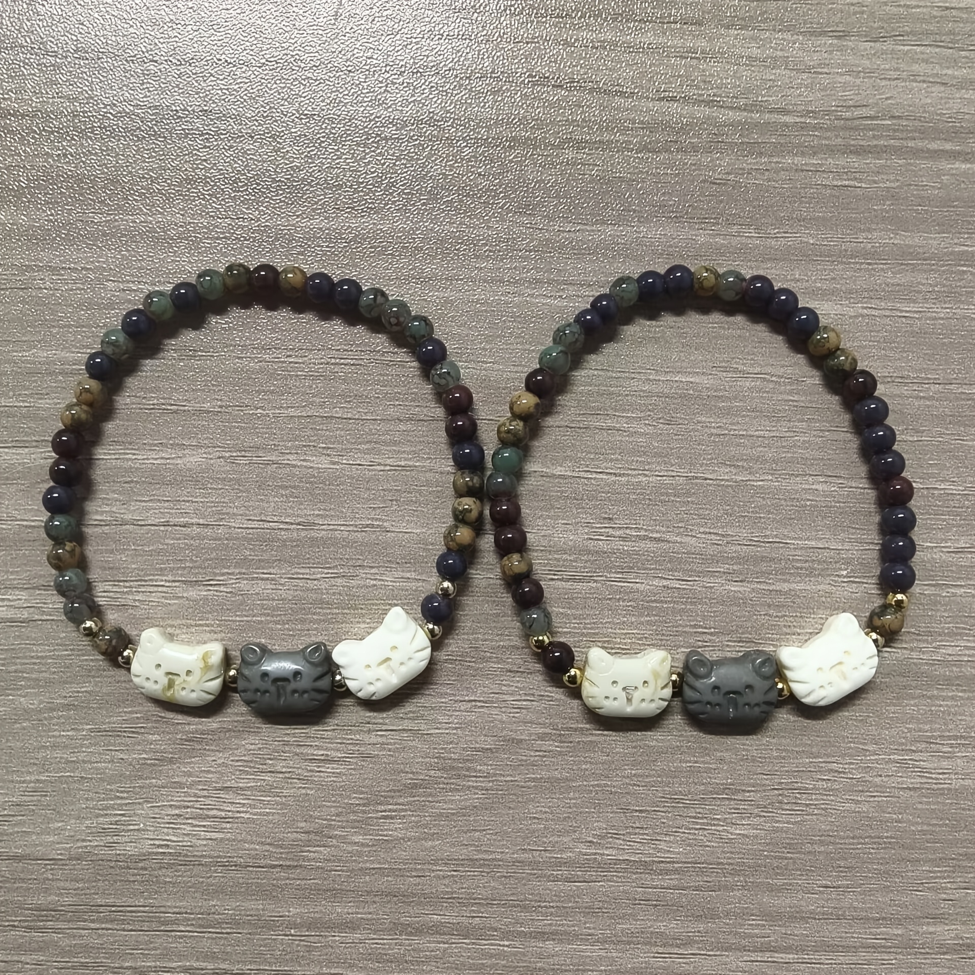 TEMU Ensemble de 2 bracelets vintage de chat en de peinture chinoise naturelle de couleurs mélangées, design de chat à trois , bijoux empilables doux