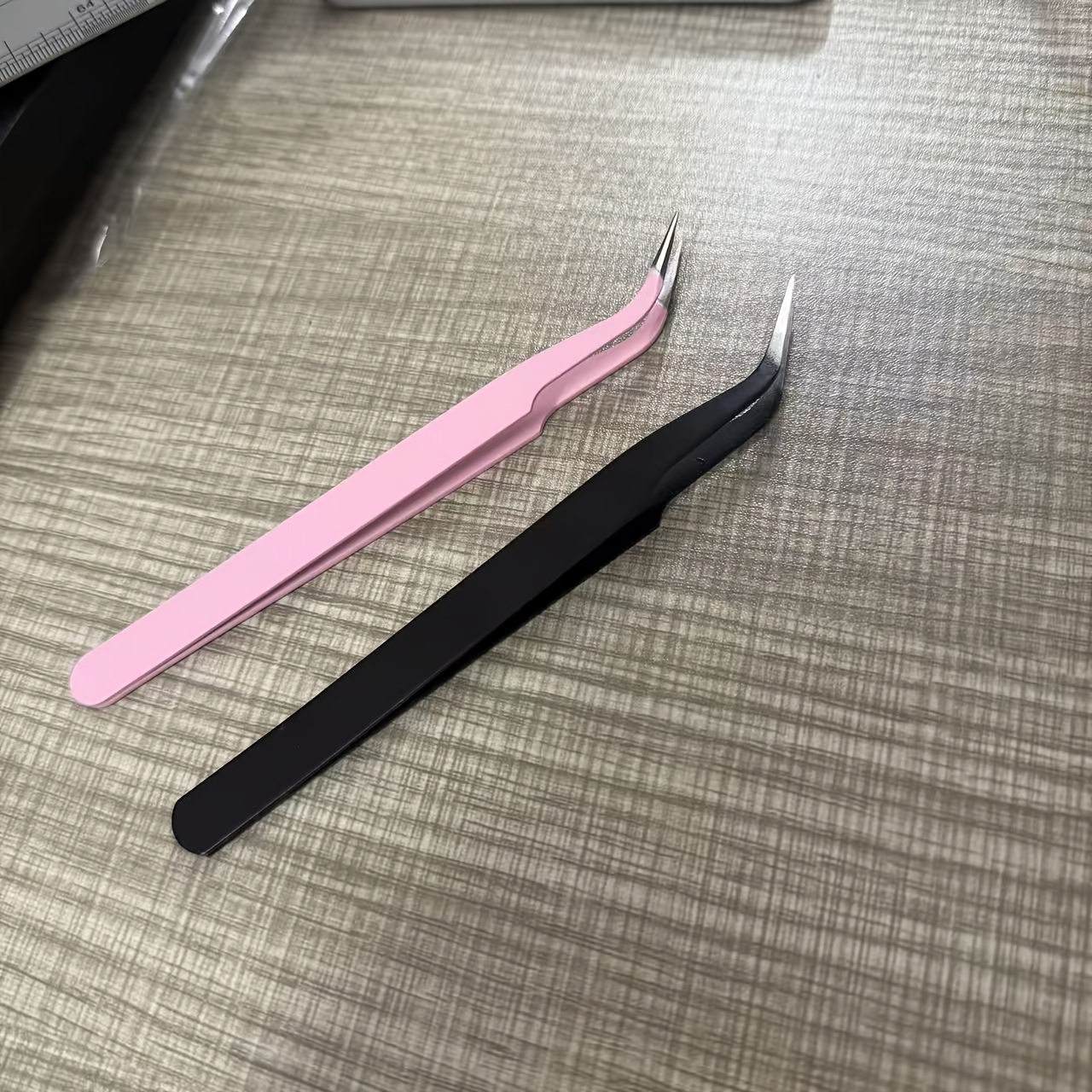 TEMU Precision Bent Tip Tweezers, Pink And Black Stainless Steel Curved Tip Tweezers, Fine Pointed Tweezers For Eyelash Extensions, Professional