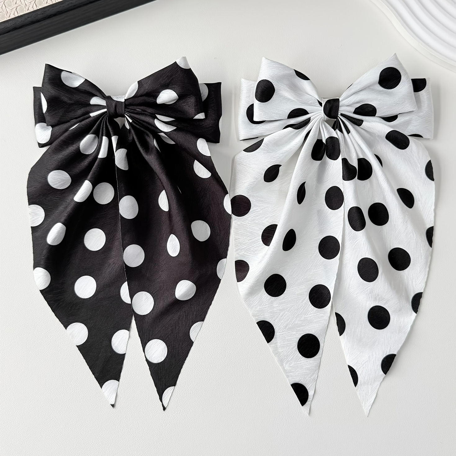 TEMU 2pcs Satin Uni Mode Facile Grande Poche Longue Pompon Nœud Clip de Cheveux Clip à Pinces Printanières, Femme Douce Élégante Toute- Style Arrière