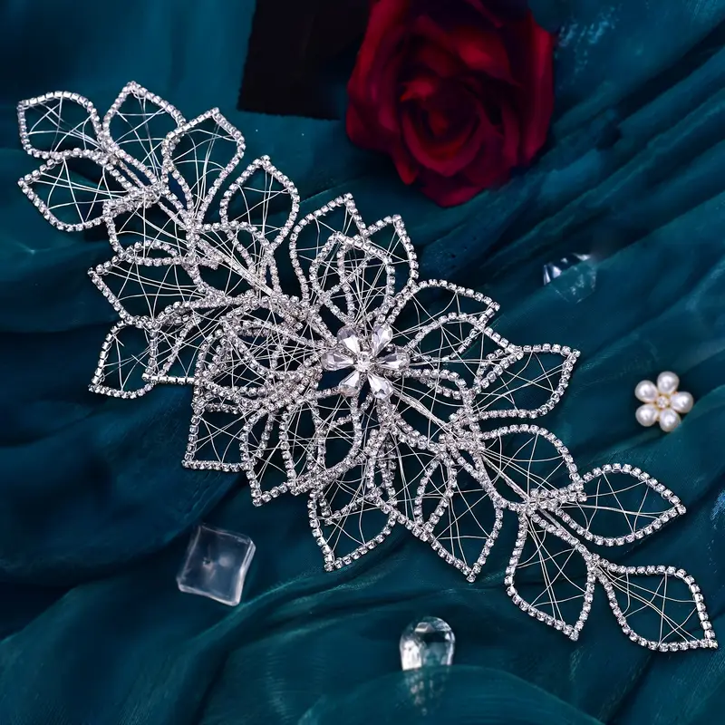 элегантные винтажные свадебные украшения из роскошных серебристых кристаллов на свадьбах и элегантных украшениях великолепная прическа для банкета аксессуар для прически, подходящий для фотосессий на день рождения, выступлений и модных показов ободок 256 в большом размере детали 4