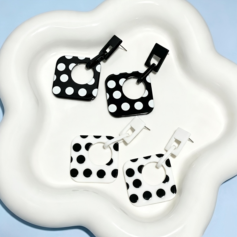 2 Pairs Elegant Rhombus Polka Dot Earrings Set