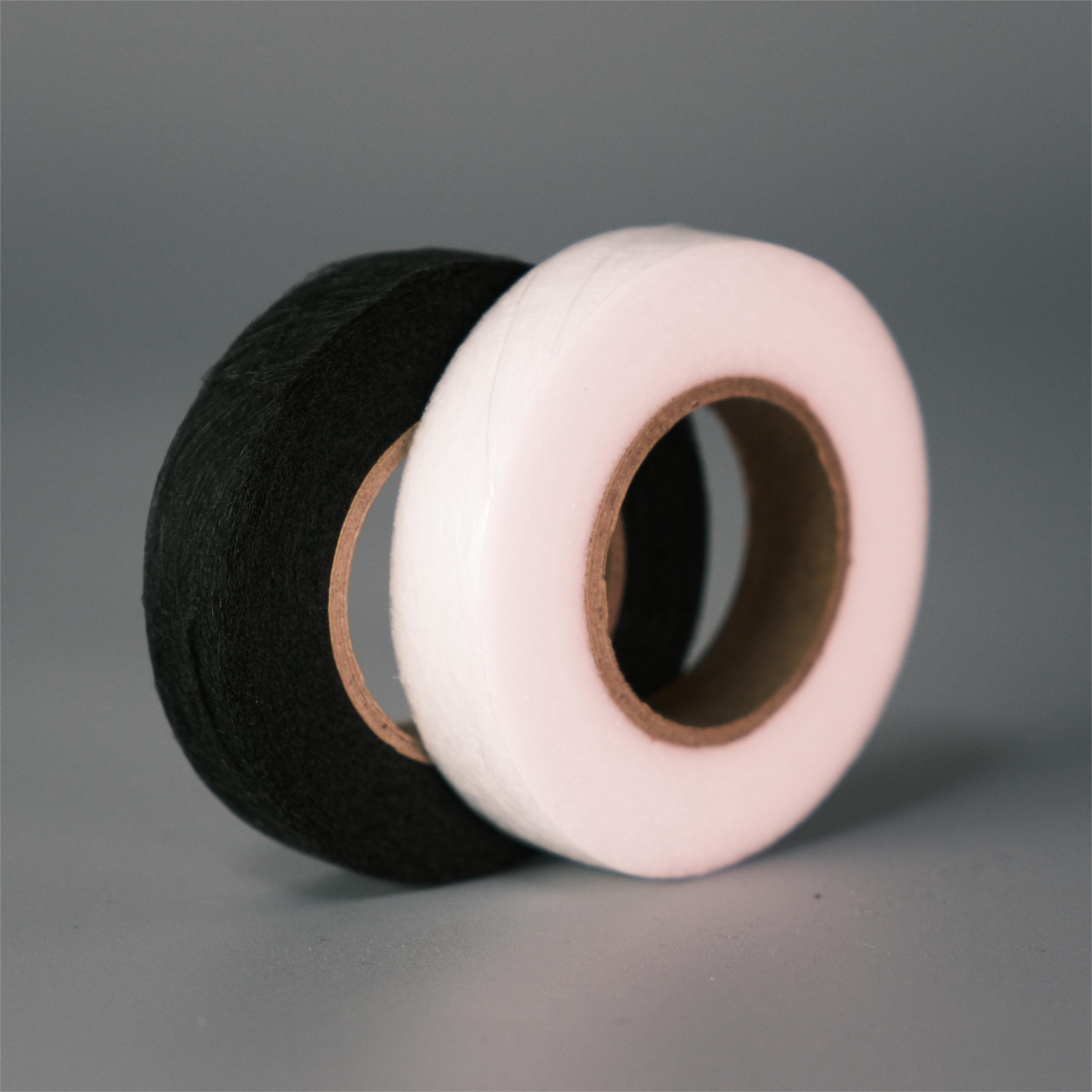 

1 Roll, 25 Yards Fabric Fusible Bonding Tape - White/black - No-sew Hem Tape Iron-on Adhesive Web For Bonding & Craft Projects