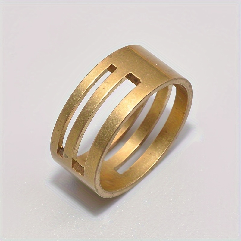 

Outil d'Ouverture de Bague en Cuivre Pur 1pc - 19mm, Lisse et Polie, Design Multicouche pour la Fabrication et la Réparation de Bijoux Sécurisés