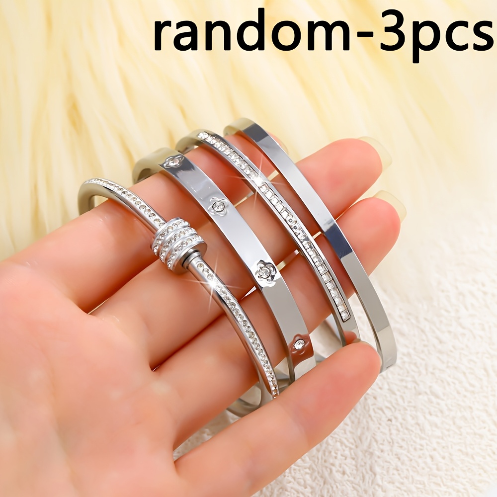 TEMU Ensemble aléatoire de 3 bracelets en acier inoxydable, bracelets empilables incrustés de synthétique, bijoux de poignet étanches et résistants à