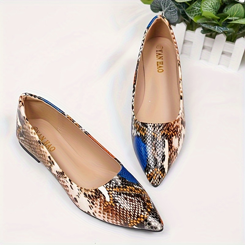 

Women's Snakeskin Pattern Flat Shoes, Casual Point Toe Slip On Shoes, Lightweight & Comfortable Shoes