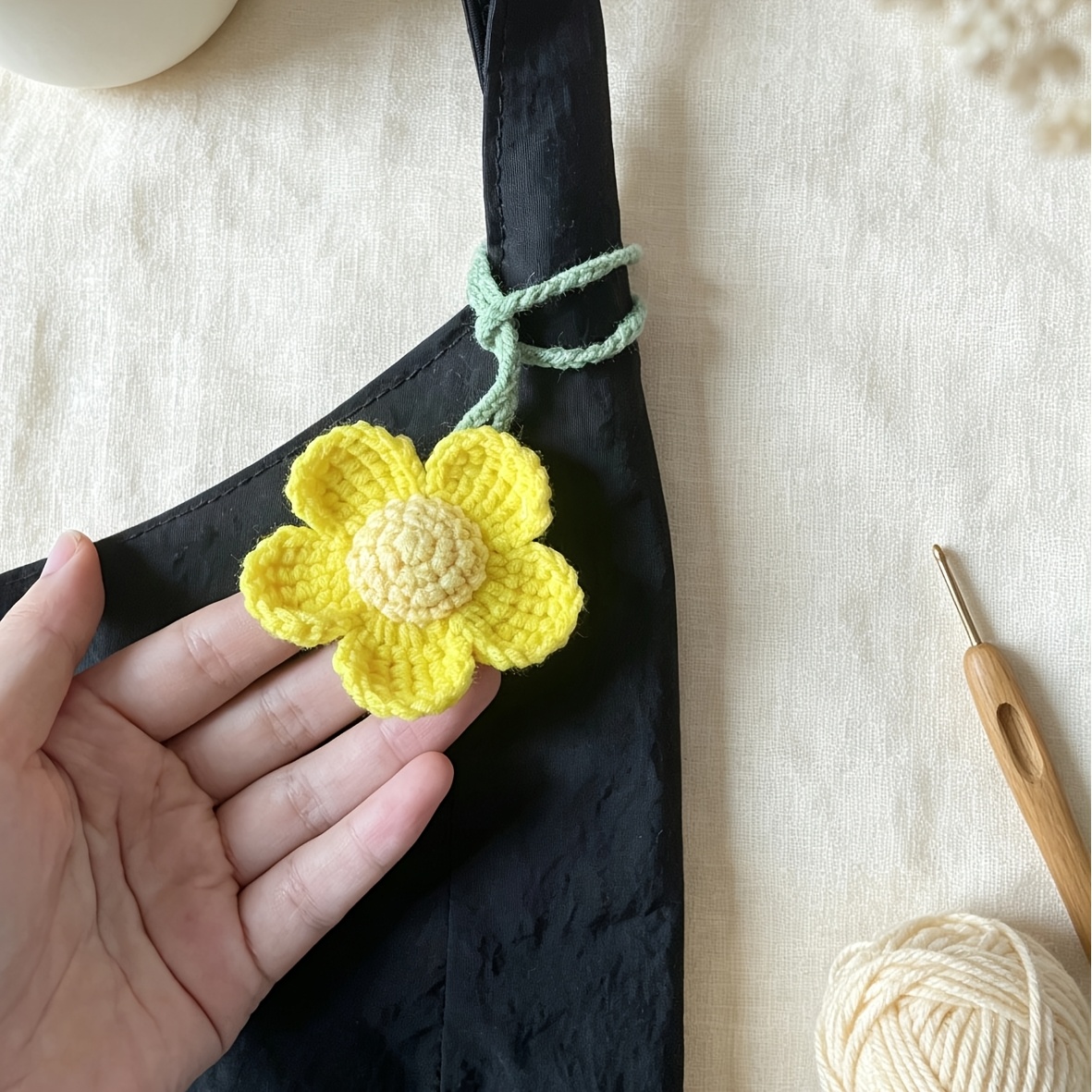 Handmade Crochet Flower Pendant for Bag Charms