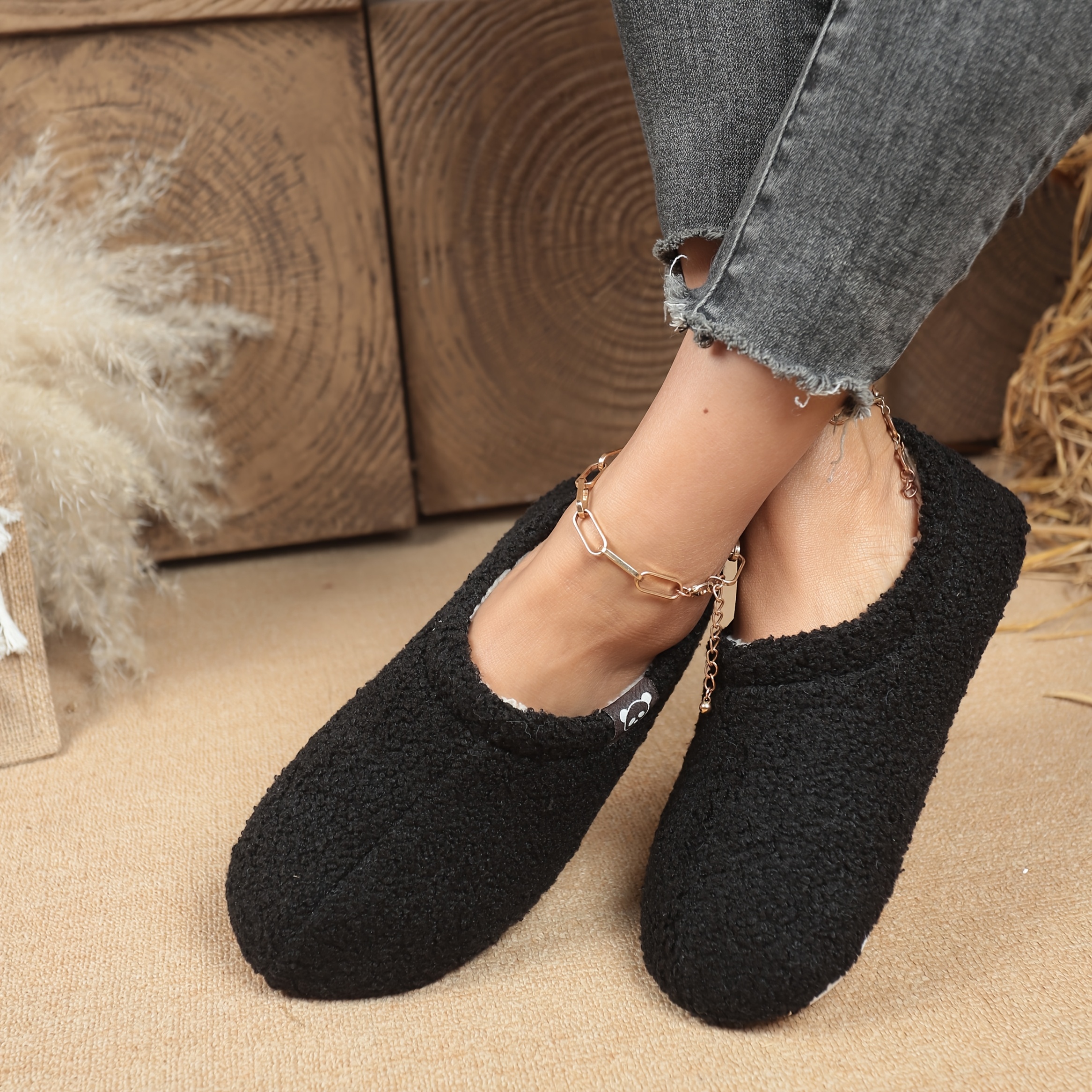 TEMU Pantoufles en Peluche pour Femmes - Pantoufles d'Intérieur Douces en Peluche avec Semelle TPR Convexe Antidérapante, Chaussures de Plage