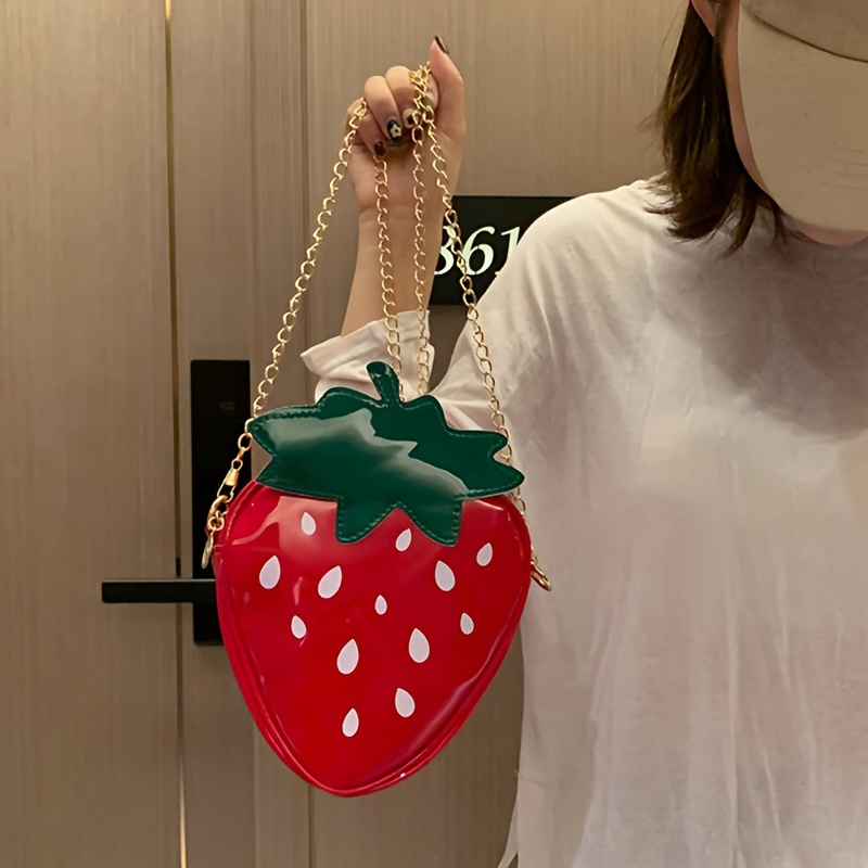 

Mini sac à bandoulière en forme de fraise pour femme, sac à téléphone léger et décontracté, parfait pour un usage quotidien, les voyages et la photographie.