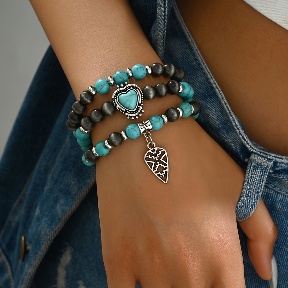 

Bohemian Vintage Style Multi-layer Beaded Bracelet With Heart Charm For Women - Turquoise And Grey Beads, Fashionable Handcrafted Braided Jewelry For Daily And Gift Giving Occasions