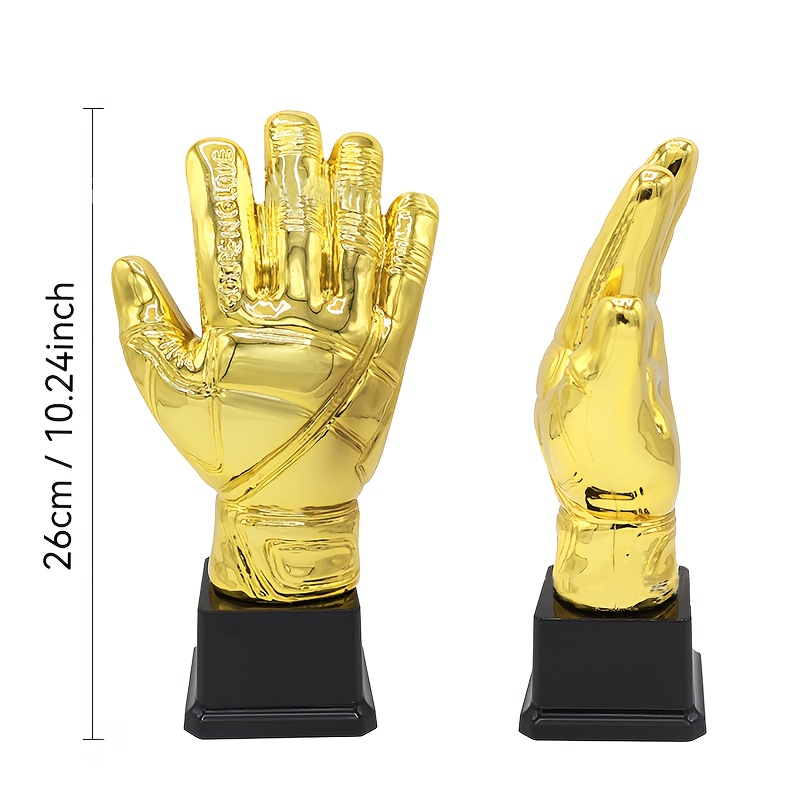 E-shop Eine Trophäe aus Kunststoff für Torhüter, mit goldenem Handschuh-Design, für Fußballspiele und als Auszeichnung im Büro.