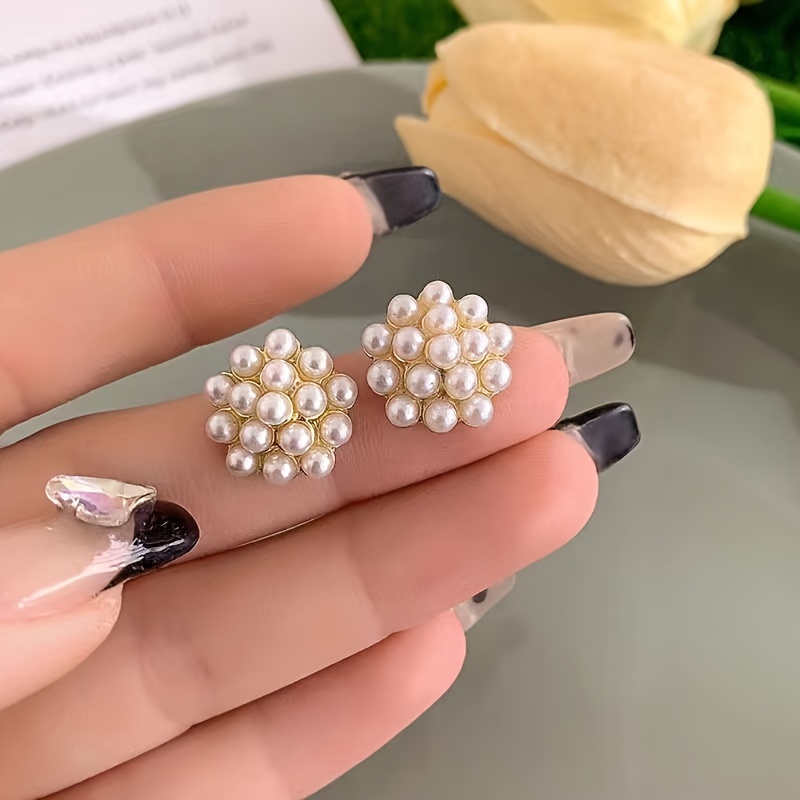 

High-end Temperament Rice Grain Synthetic Pearl Ear Clip Earrings, Clip- For Evening Parties, To Pierce The Ears