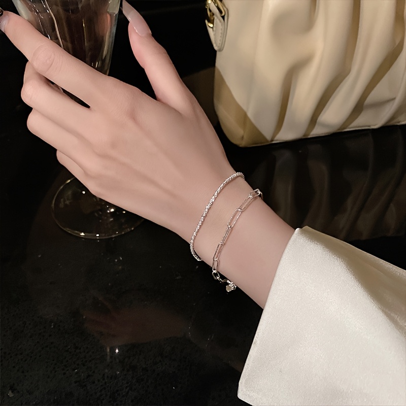 Delicate Silvery Chain Circle Bracelet for Women