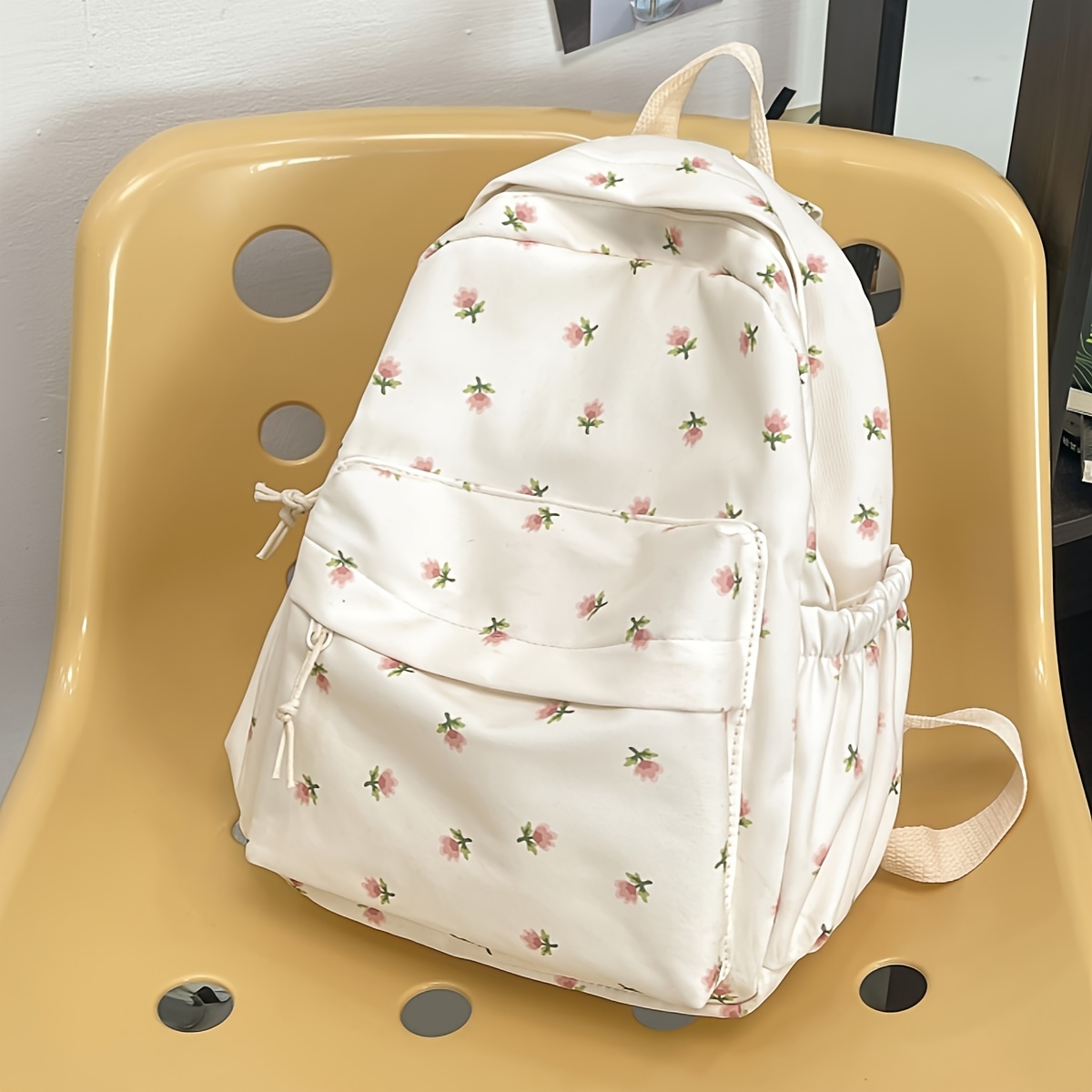 

Chic Floral Nylon Backpack For Women - Lightweight, Anti-theft With Laptop Compartment, Large Capacity, Ergonomic Shoulder Straps & Multiple Pockets - Perfect For Business, Travel & College