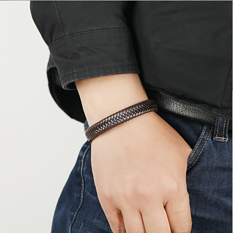 Pulsera de Cuero PU Trenzado para Hombres con Cierre Metálico y Estilo Moderno - Imagen 2