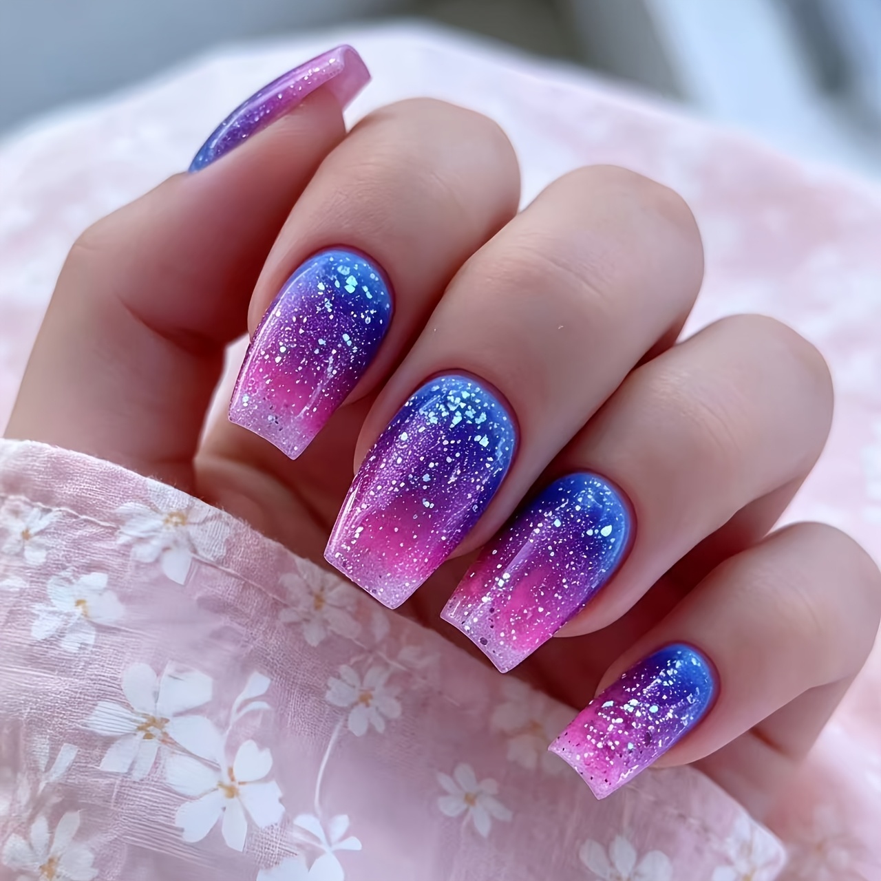 TEMU 24pcs Bleu Violet Rêve Dégradé Fine Lumière Douce, Iridescent Galaxie Diamant-Embelli Amovible Portable Ongles pour Manucure