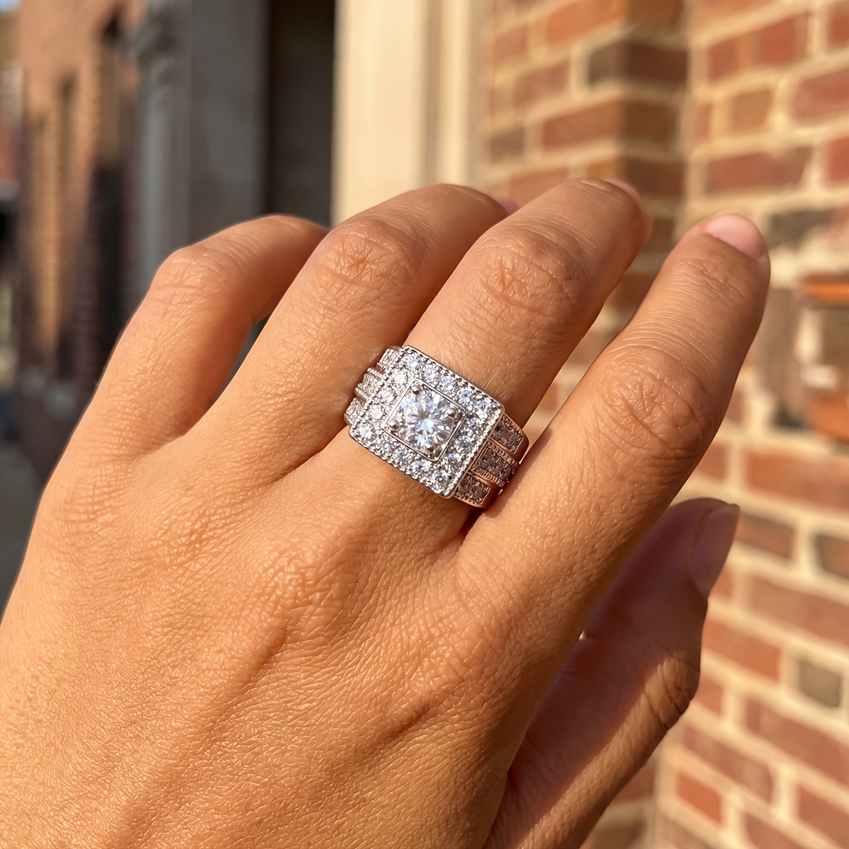 Women's Sparkling Sophisticated Ring, Elegant Design
