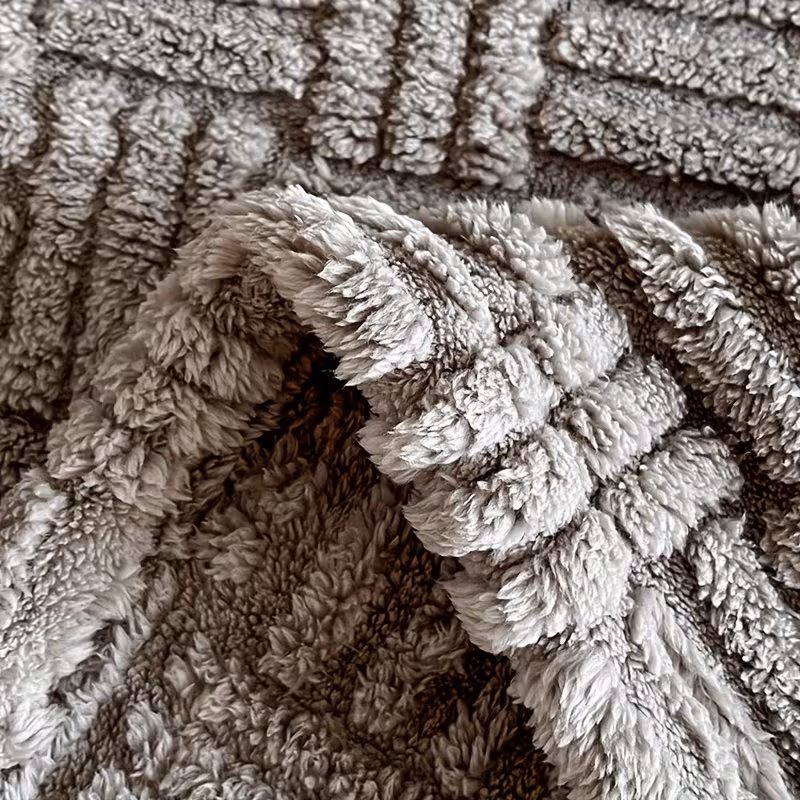1 luxurious milk velvet jacquard blanket with geometric pattern soft warm beige friendly suitable for use in autumn and winter suitable for bedrooms and guest rooms sofa the perfect christmas gift sofa throw blanket bedroom Product details 11