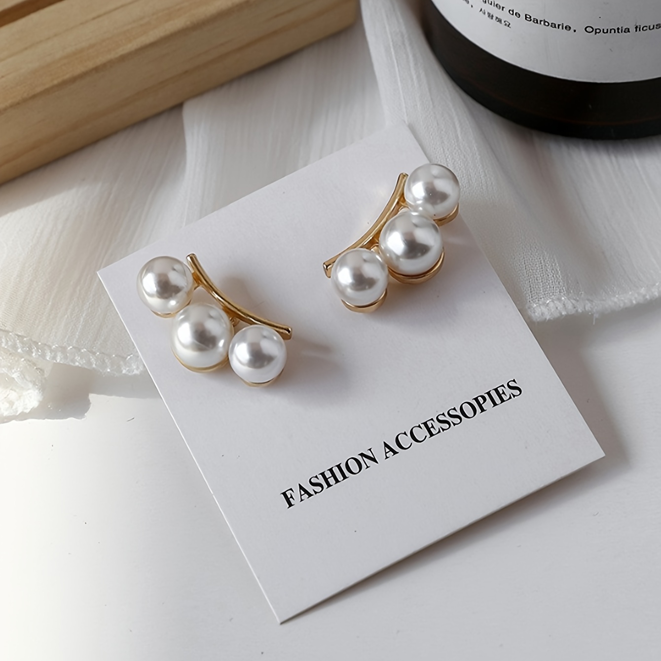 1pair Women's Easy Pearl Clip Earrings Fashionable Earrings With Versatile Design, Ideal Gift For Girlfriend, Women, And