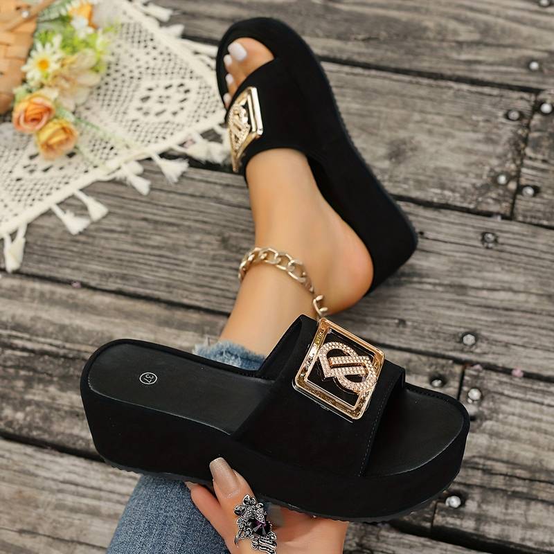 New Style Fashionable Versatile Casual Wedge Heels with 8 Buttons, Women Shoes 0